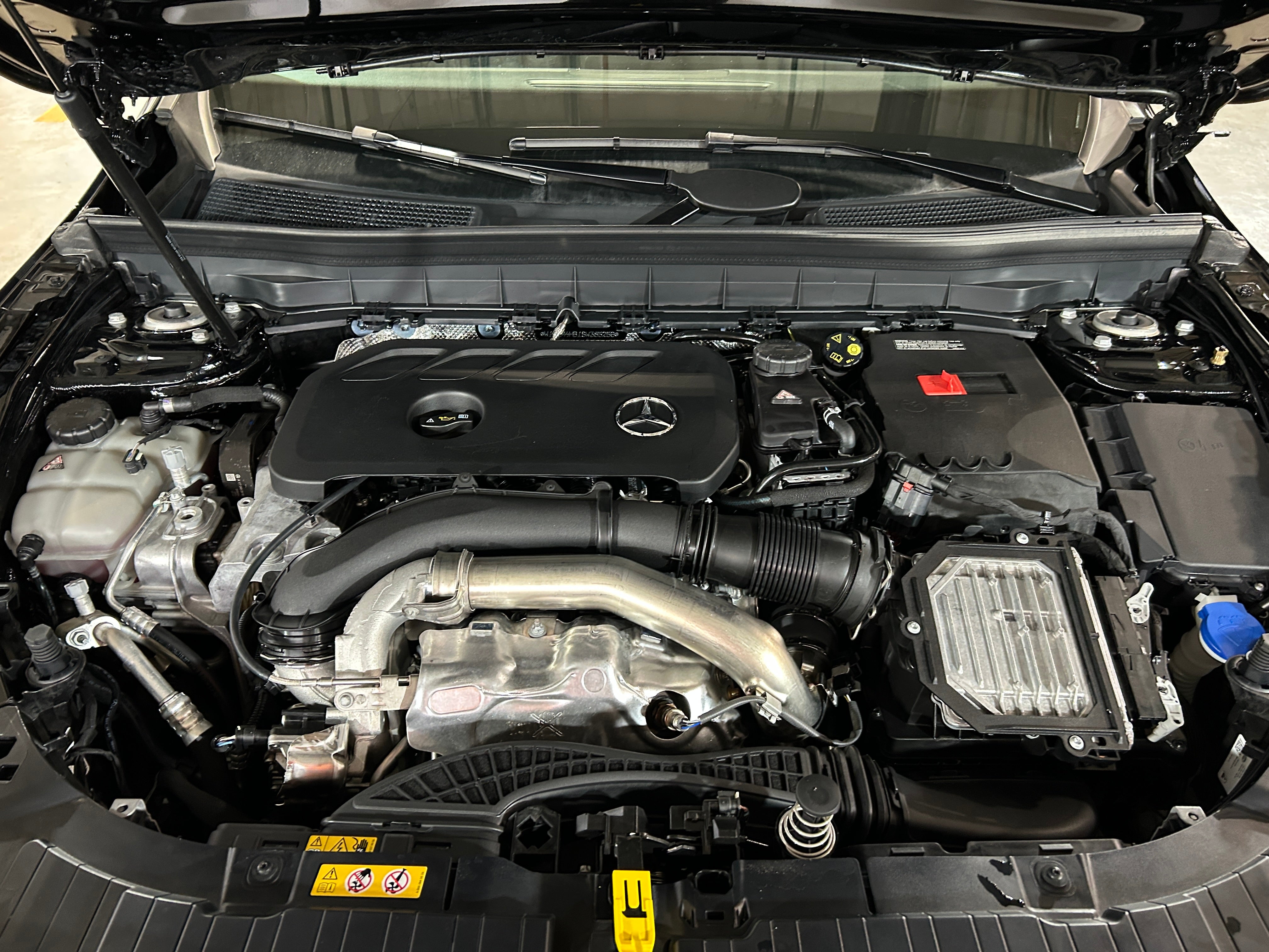 2025 Mercedes-Benz GLB