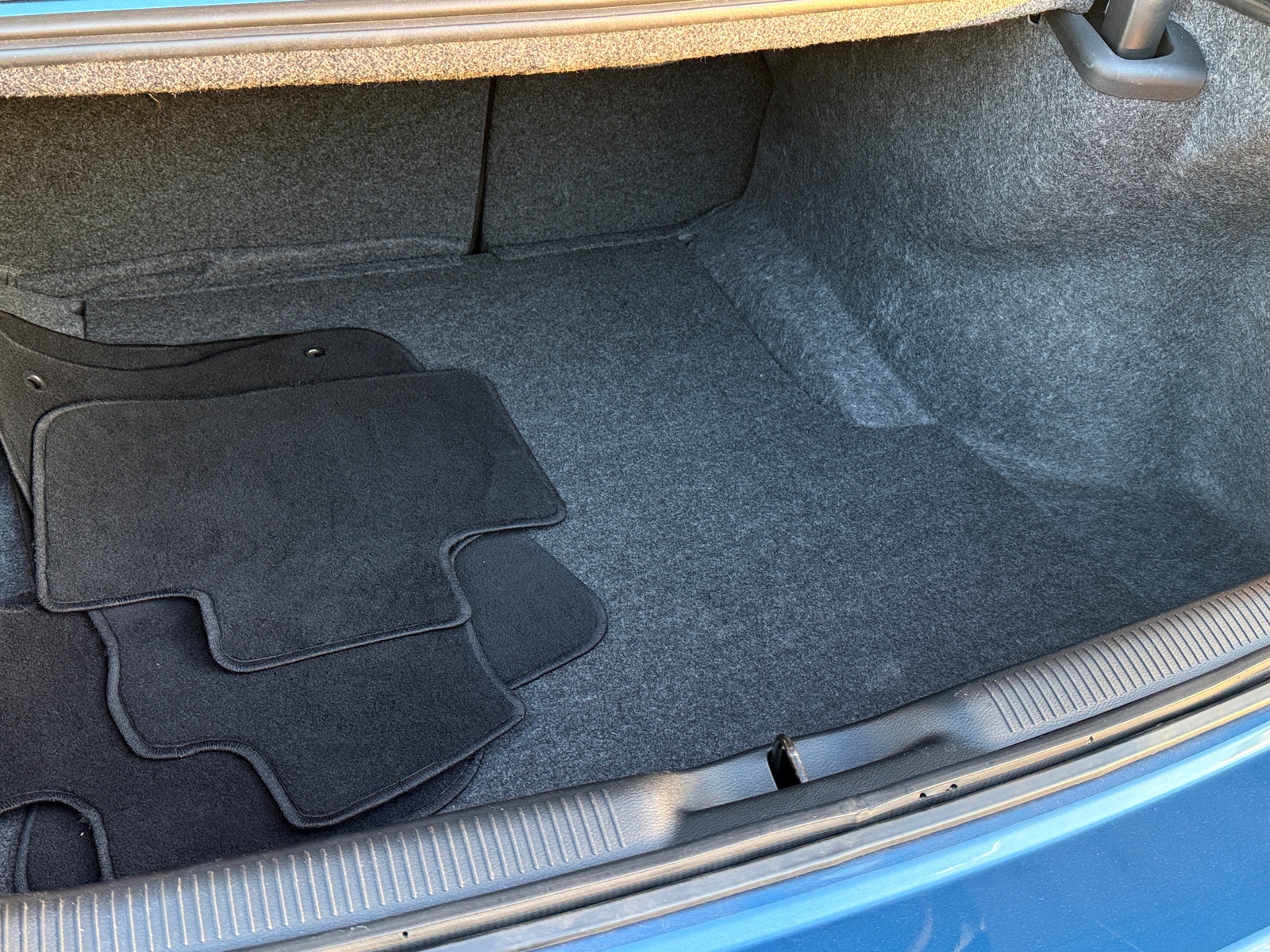 Thumbnail: 2022 Dodge Charger - 7