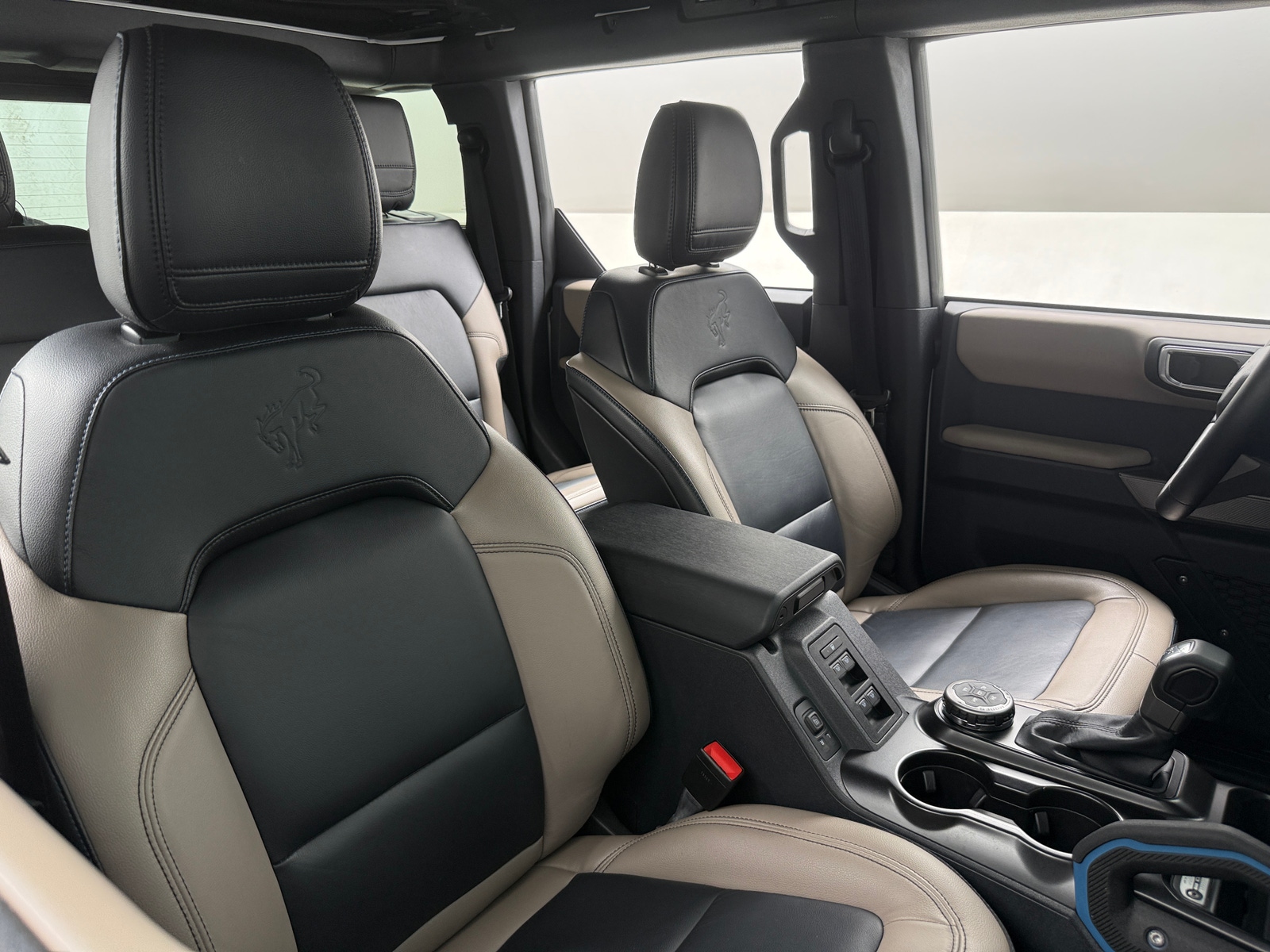 Thumbnail: 2023 Ford Bronco - 2