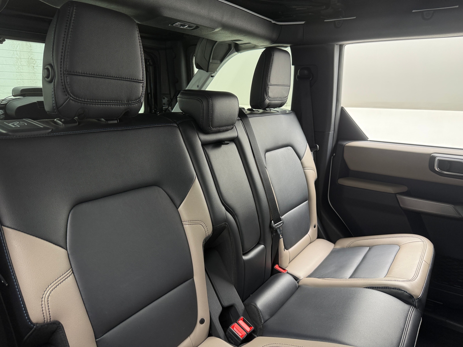 Thumbnail: 2023 Ford Bronco - 6