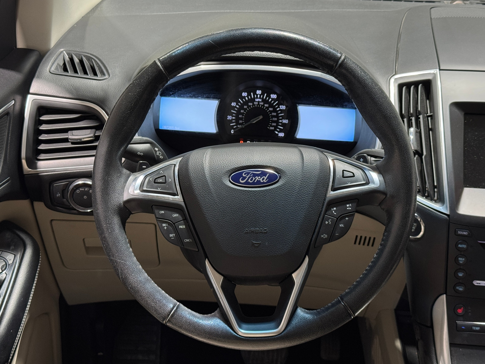 Thumbnail: 2017 Ford Edge - 4