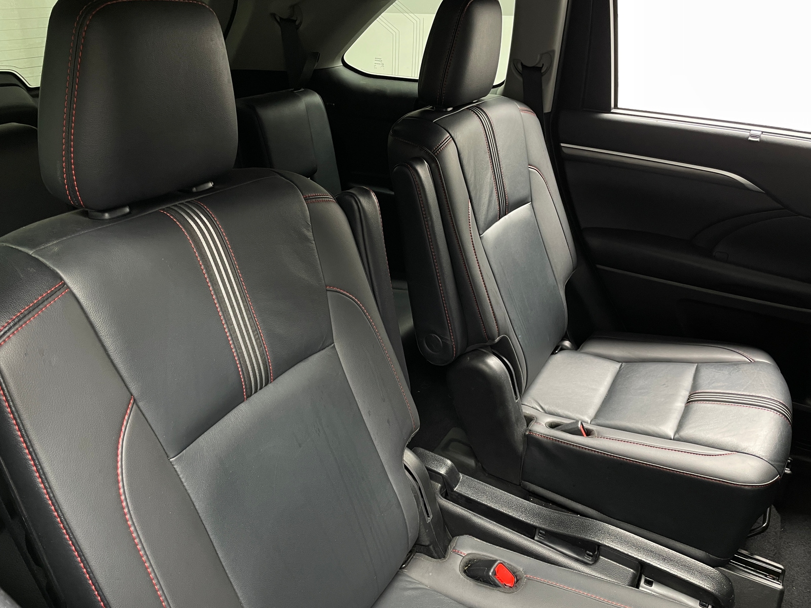 Thumbnail: 2019 Toyota Highlander - 5