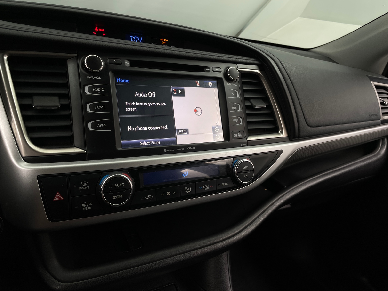 Thumbnail: 2019 Toyota Highlander - 3