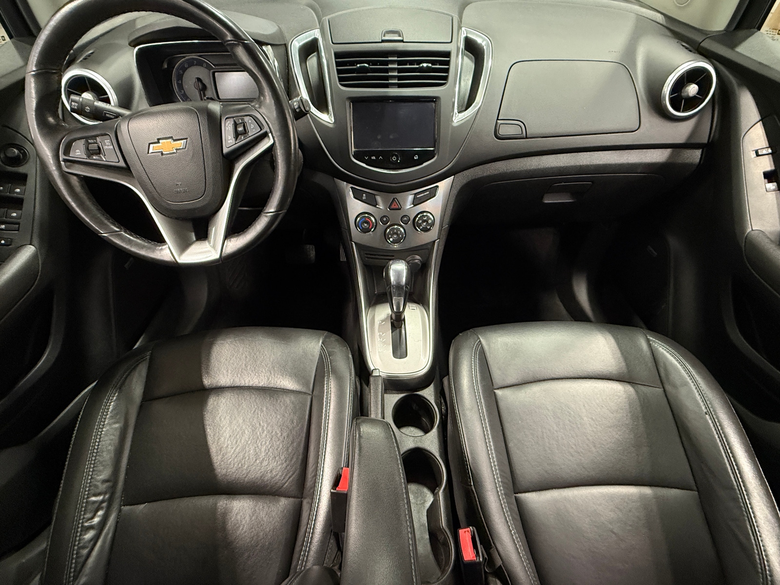 Thumbnail: 2015 Chevrolet Trax - 2
