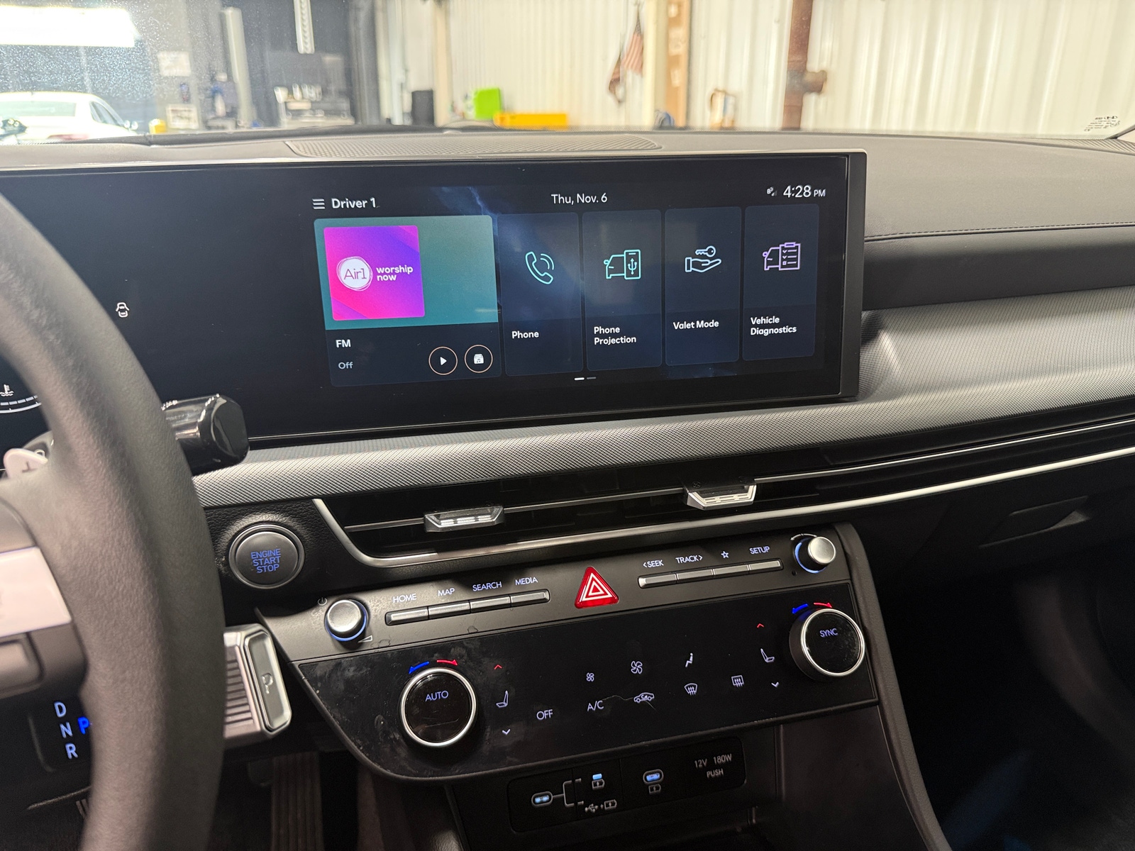 Thumbnail: 2024 Hyundai Sonata - 4