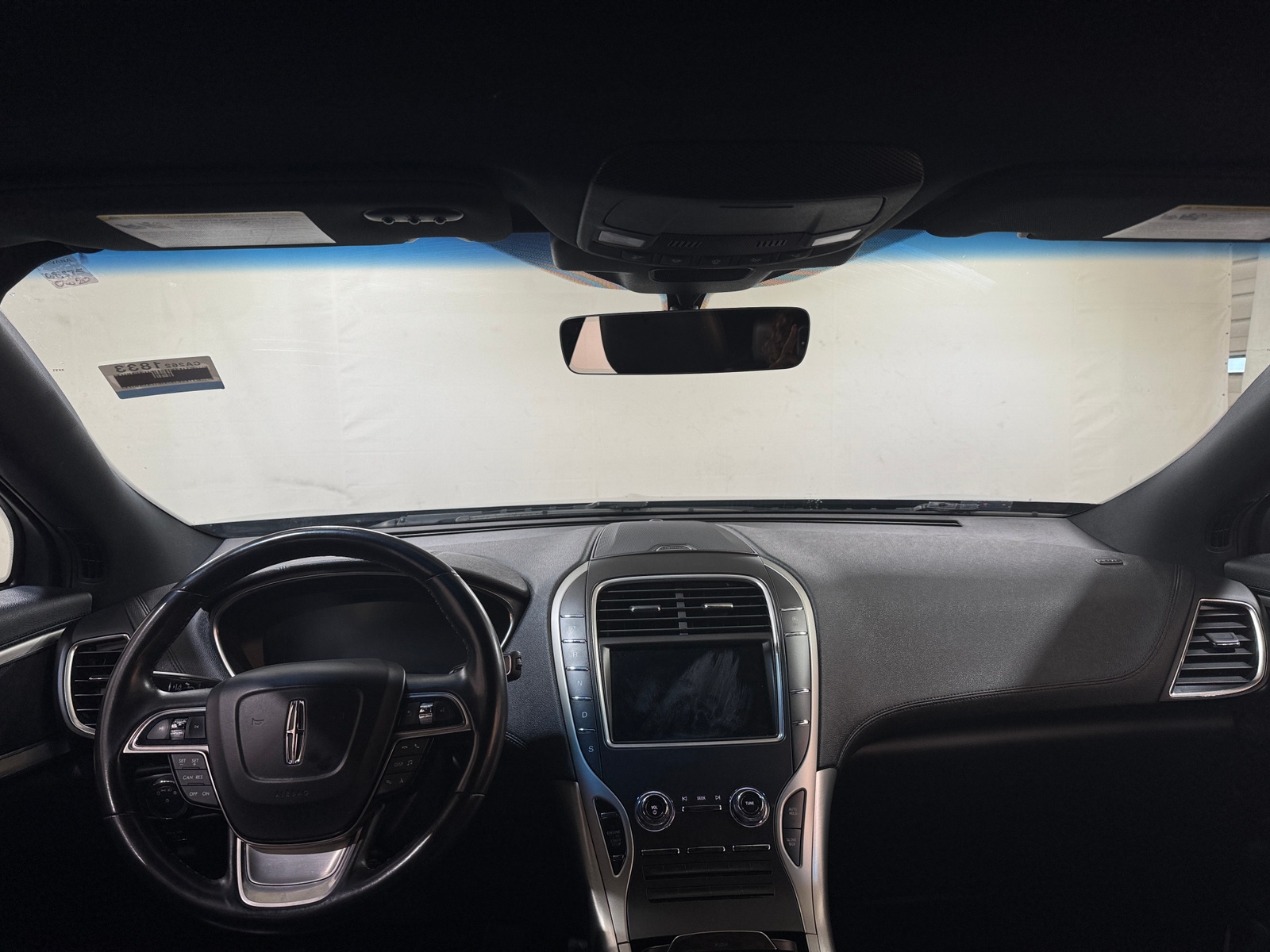 Thumbnail: 2020 Lincoln Nautilus - 2