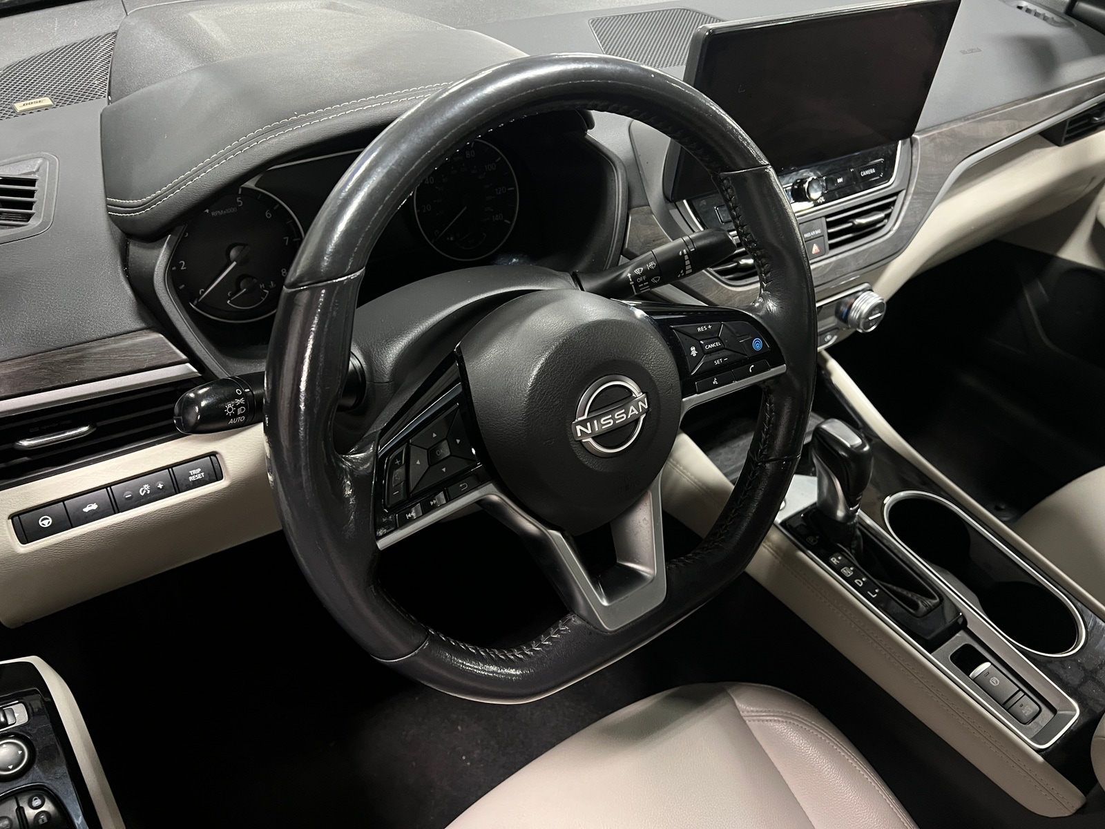 Thumbnail: 2023 Nissan Altima - 4