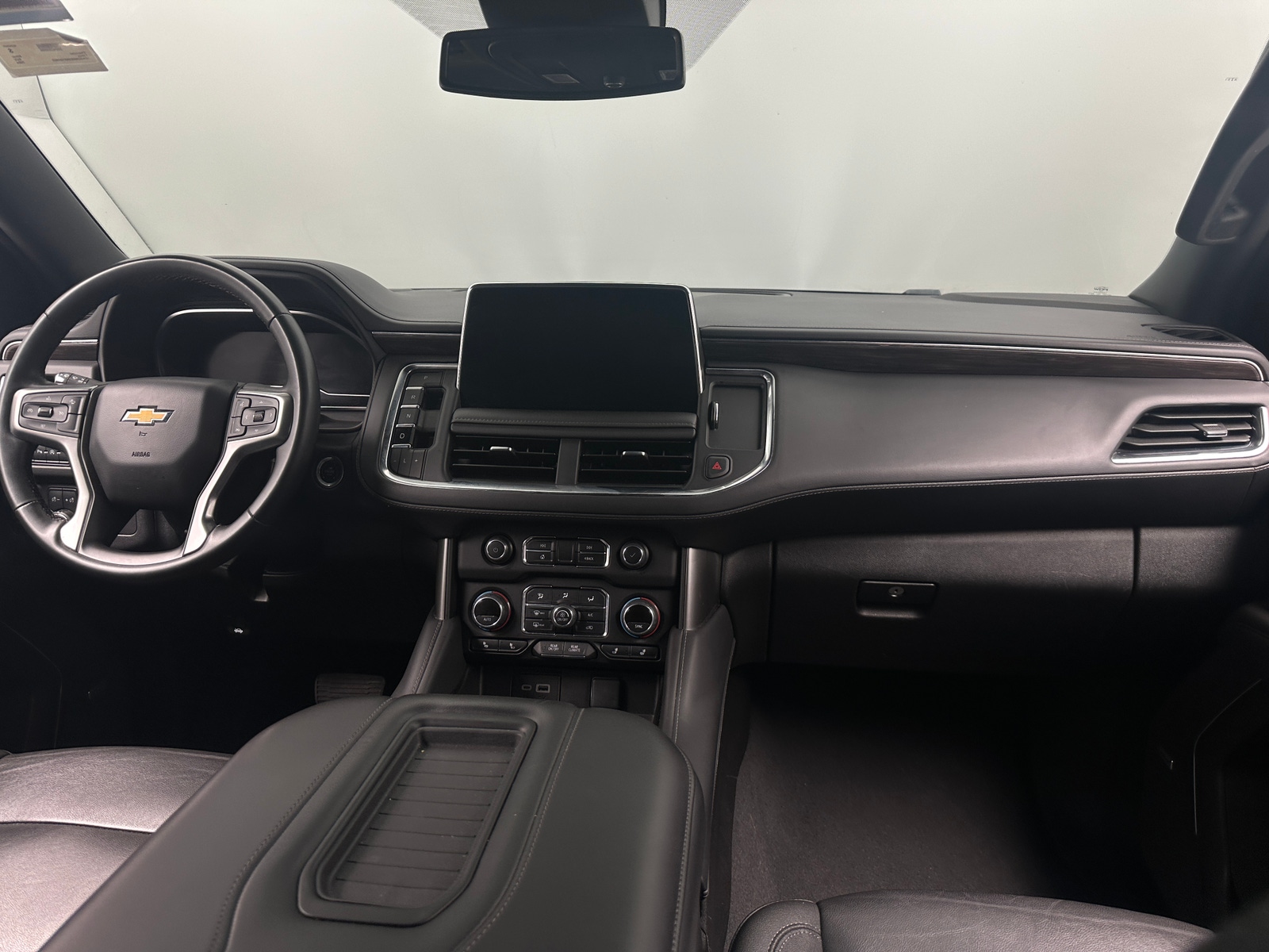 Thumbnail: 2024 Chevrolet Tahoe - 2