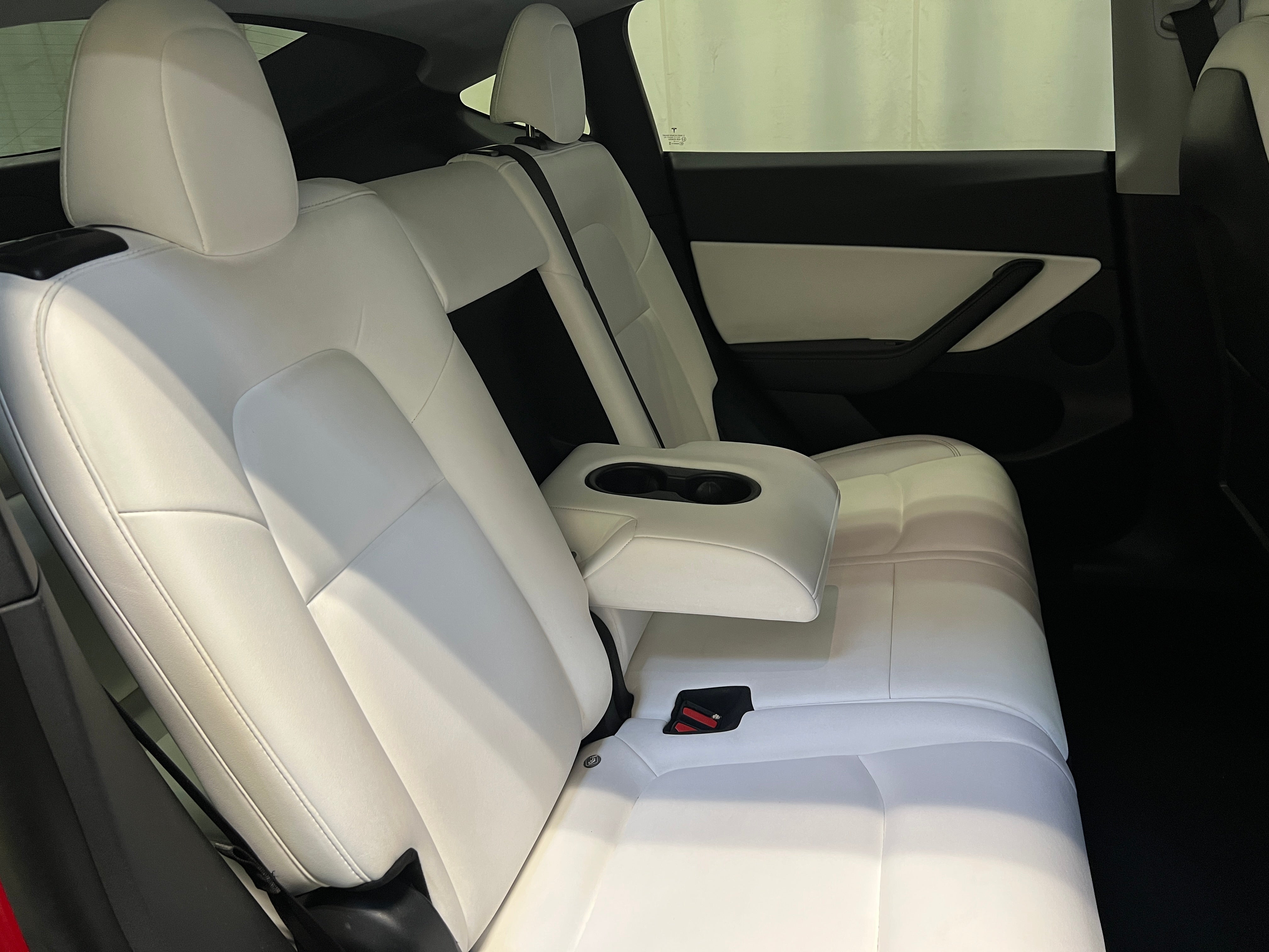 Used 2021 Tesla Model Y Long Range with VIN 5YJYGAEE5MF115757 for sale in Northfield, Minnesota