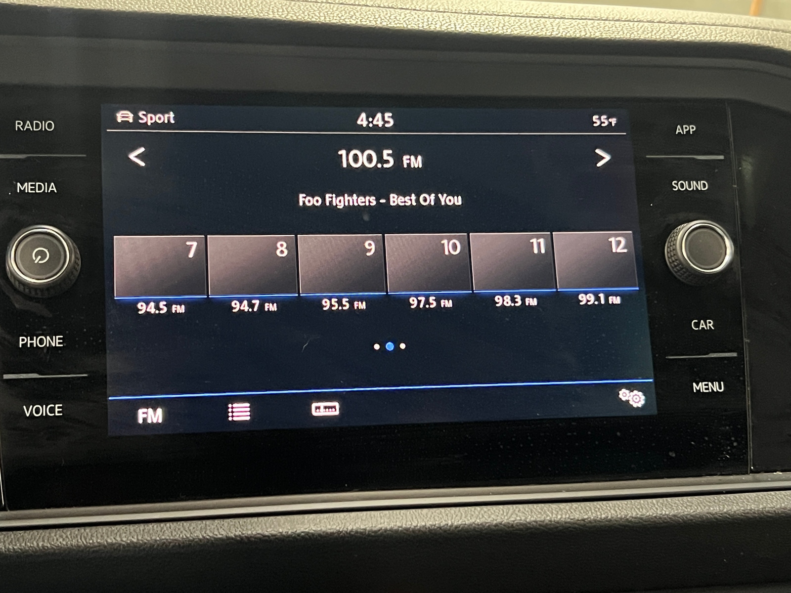 Thumbnail: 2019 Volkswagen Jetta - 3