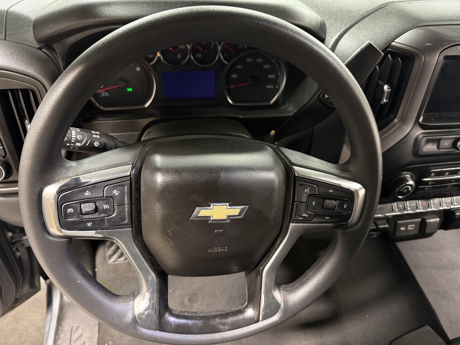 Thumbnail: 2021 Chevrolet Silverado 1500 - 5