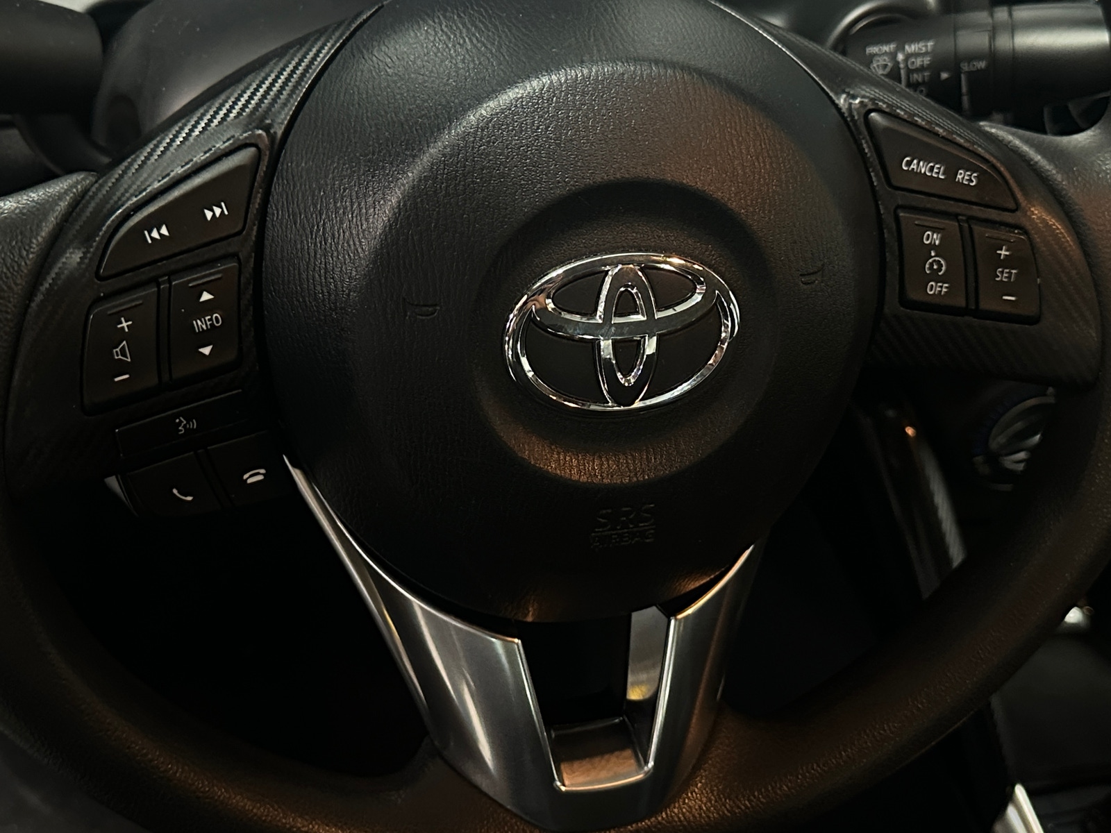 Thumbnail: 2018 Toyota Yaris iA - 5