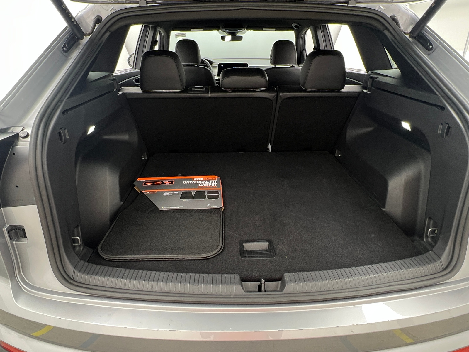 Thumbnail: 2025 Volkswagen Atlas - 6