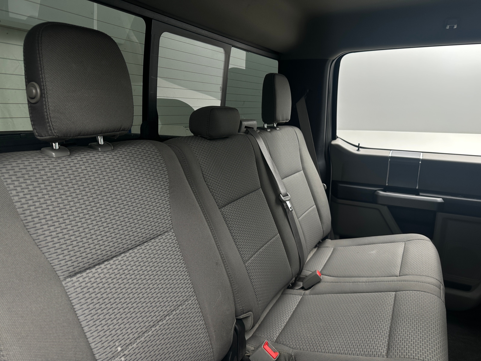 Thumbnail: 2018 Ford Econoline - 6