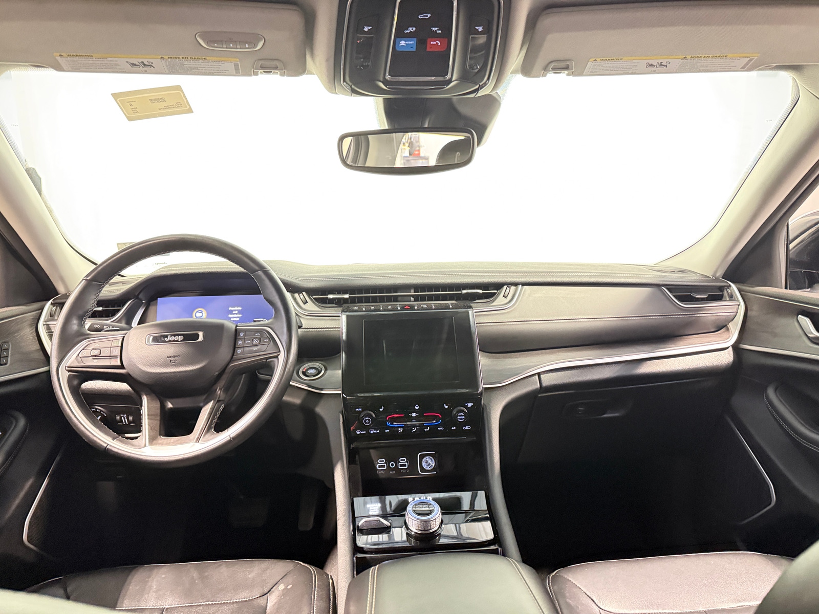 Thumbnail: 2022 Jeep Grand Cherokee - 3