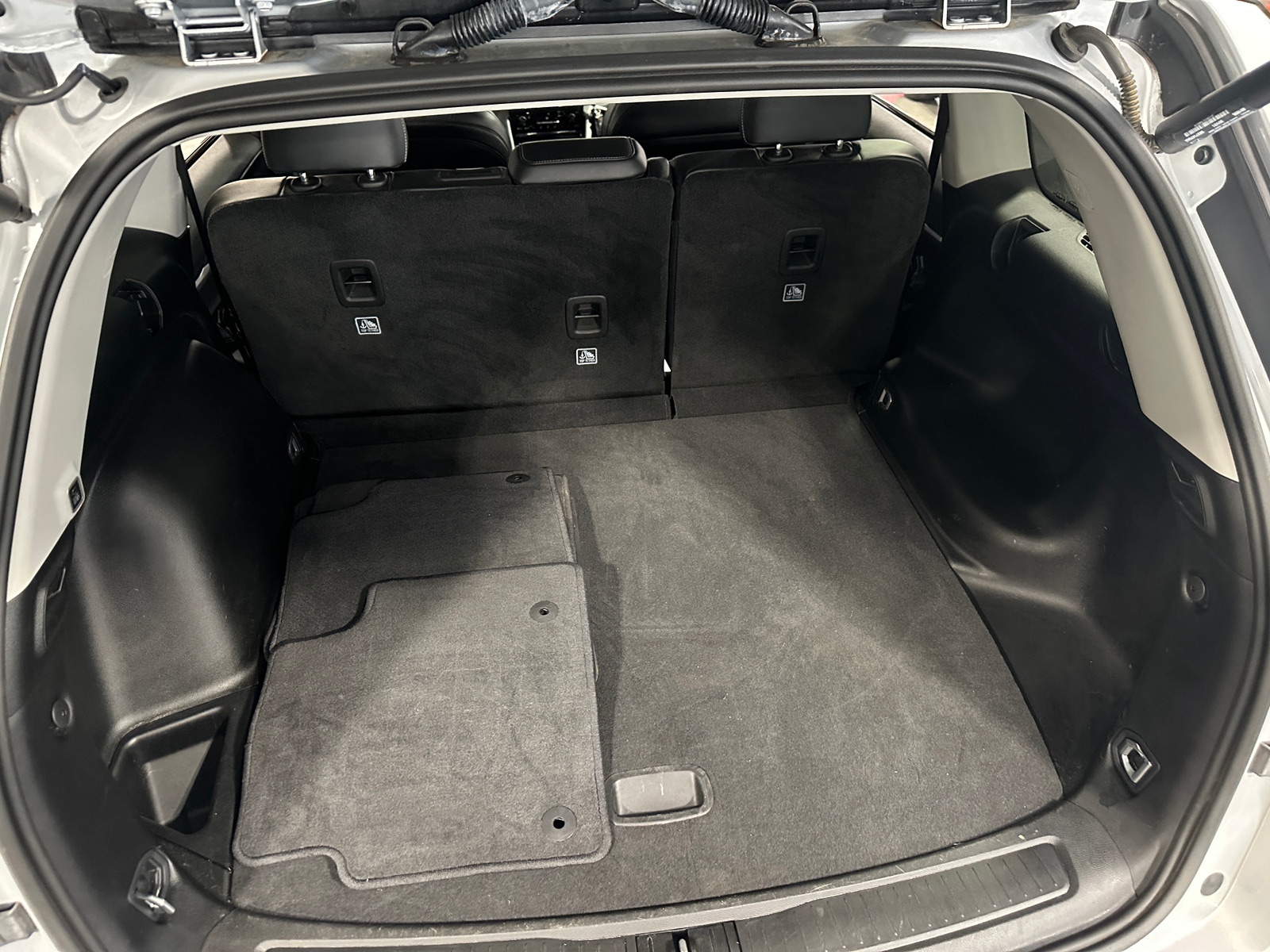 Thumbnail: 2022 Jeep Grand Cherokee - 7