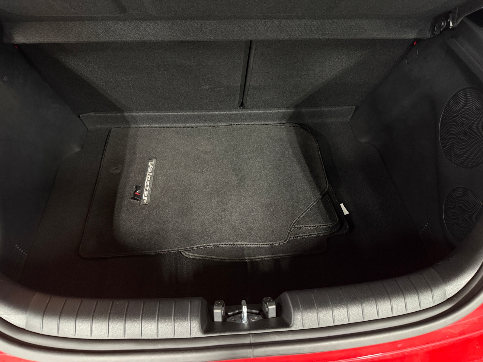 Thumbnail: 2022 Hyundai Veloster - 4