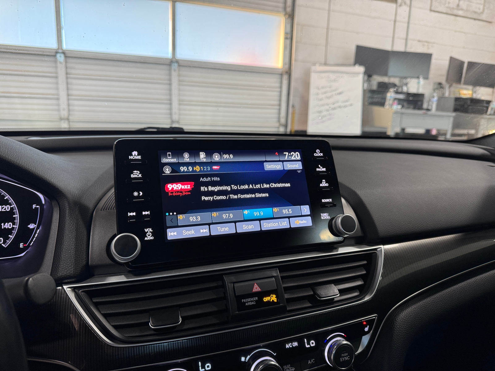 Thumbnail: 2020 Honda Accord - 4