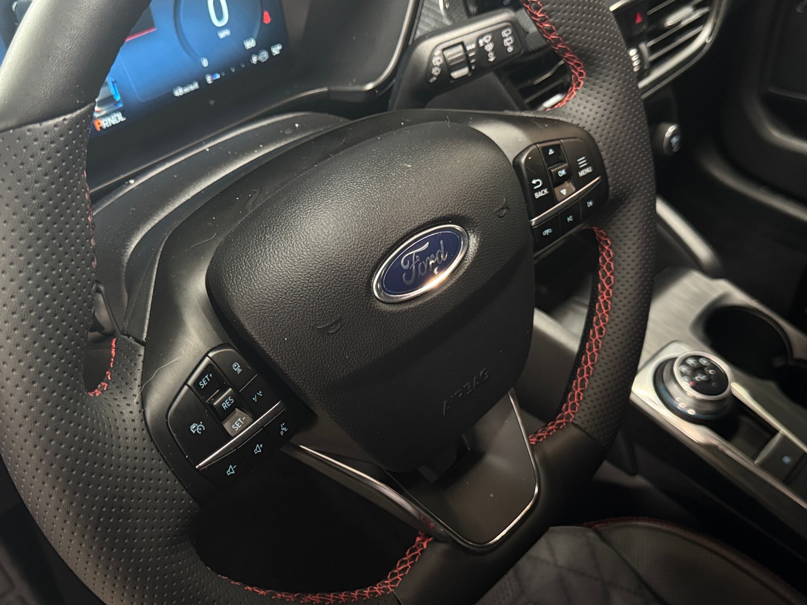 Thumbnail: 2023 Ford Escape - 4