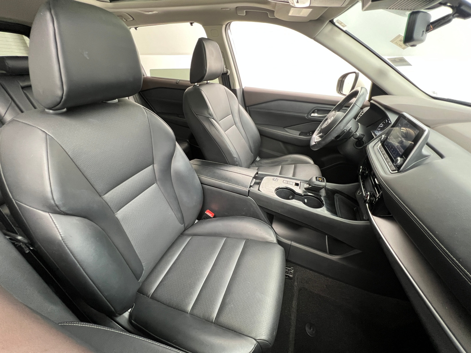 Thumbnail: 2023 Nissan Rogue - 2