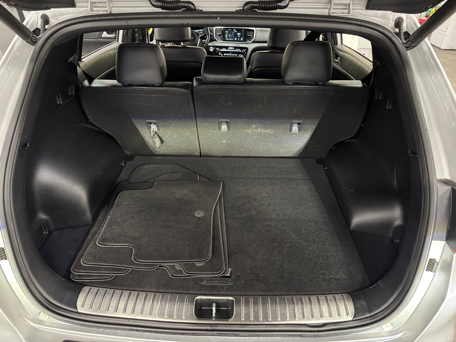 Thumbnail: 2020 Kia Sportage - 6