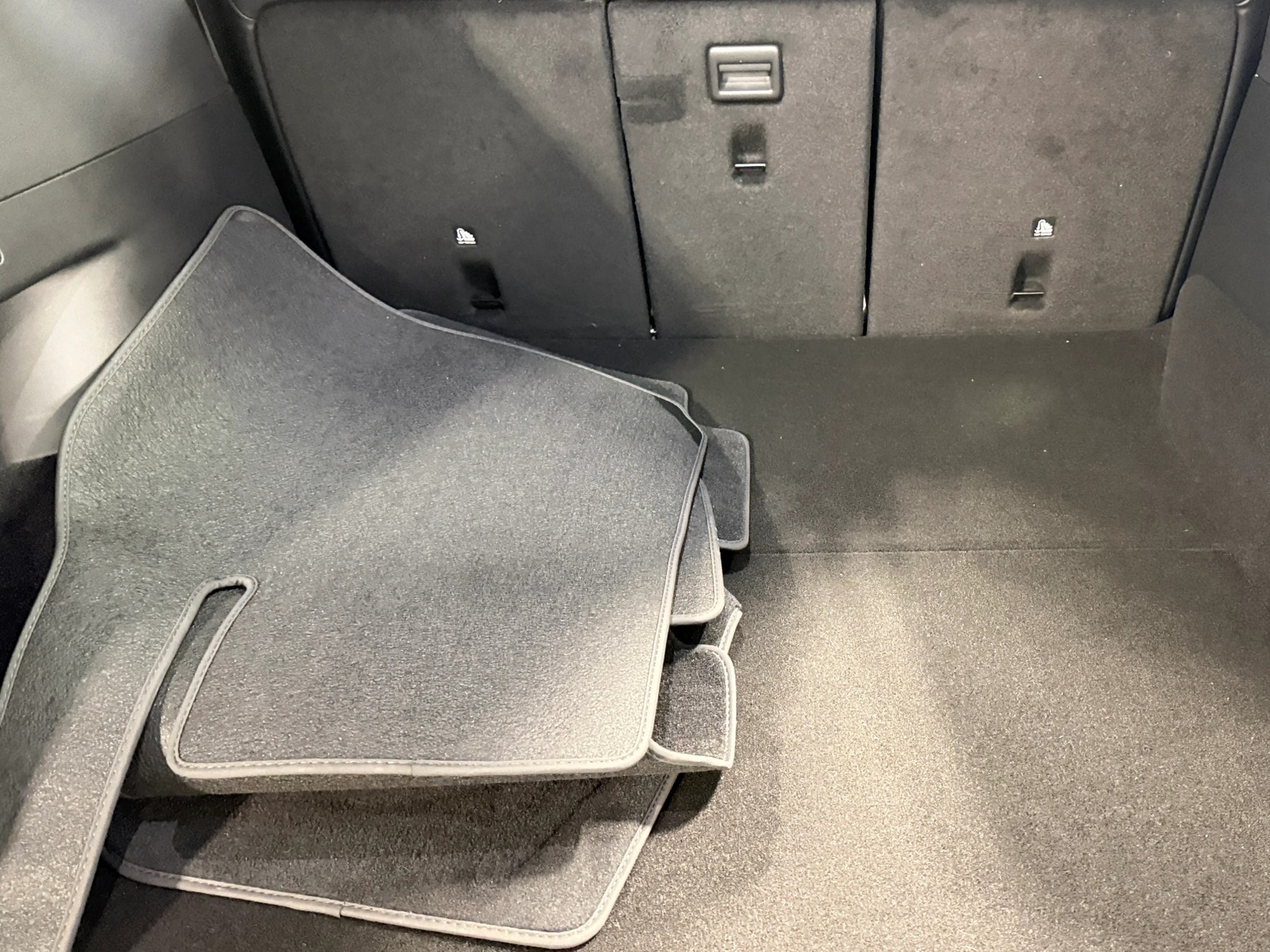 Thumbnail: 2022 Tesla Model Y - 6