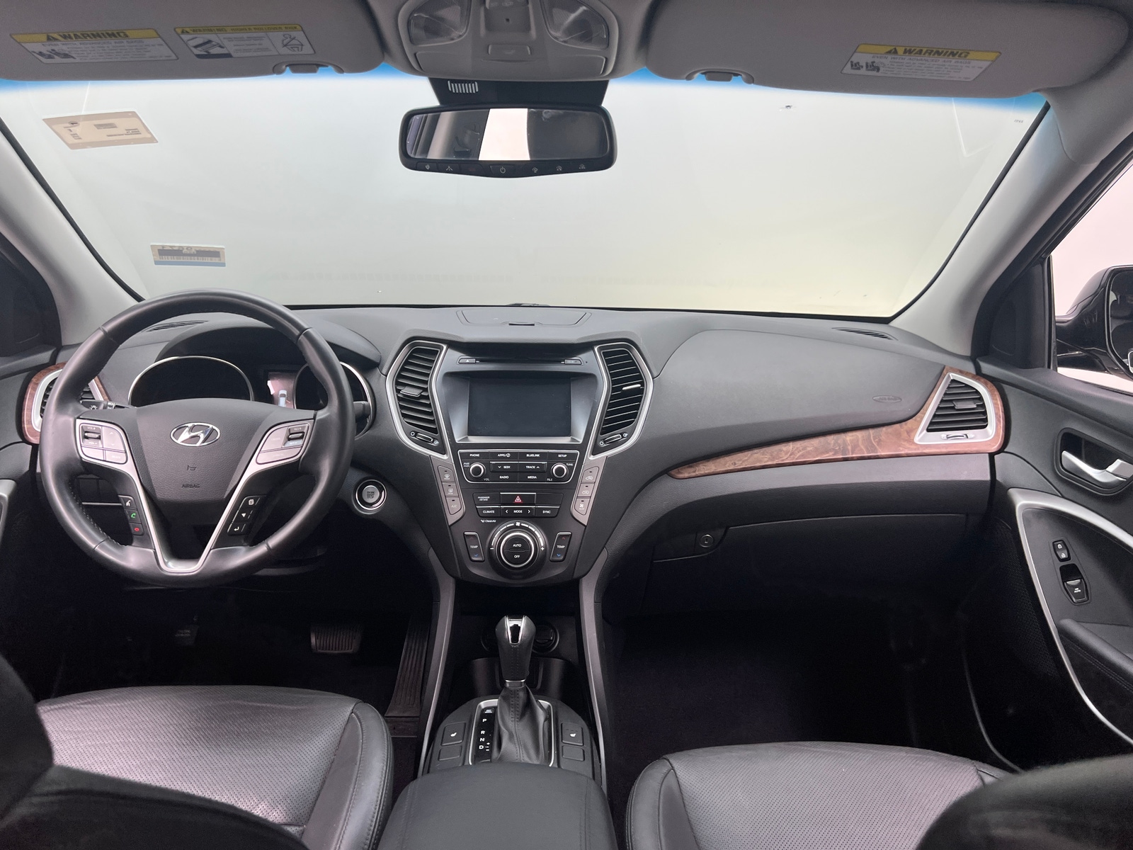 Thumbnail: 2017 Hyundai Santa Fe - 2