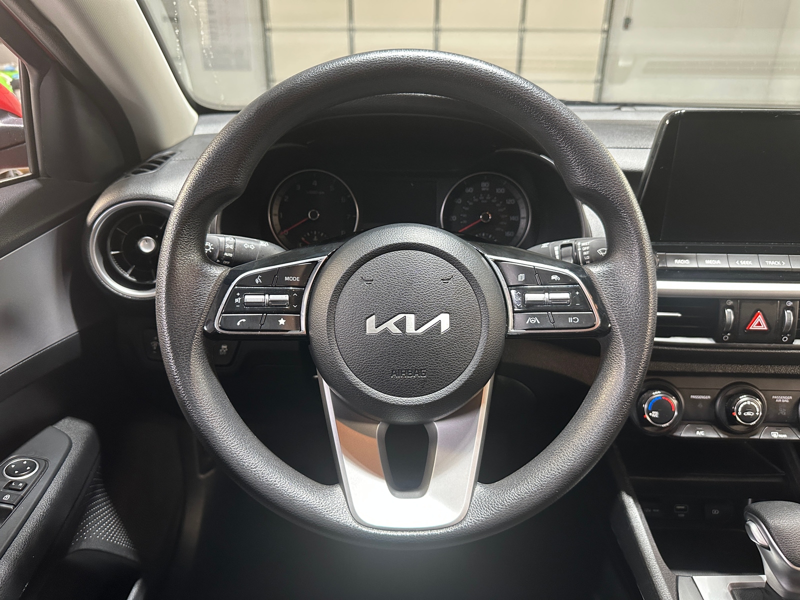 Thumbnail: 2024 Kia Forte - 5