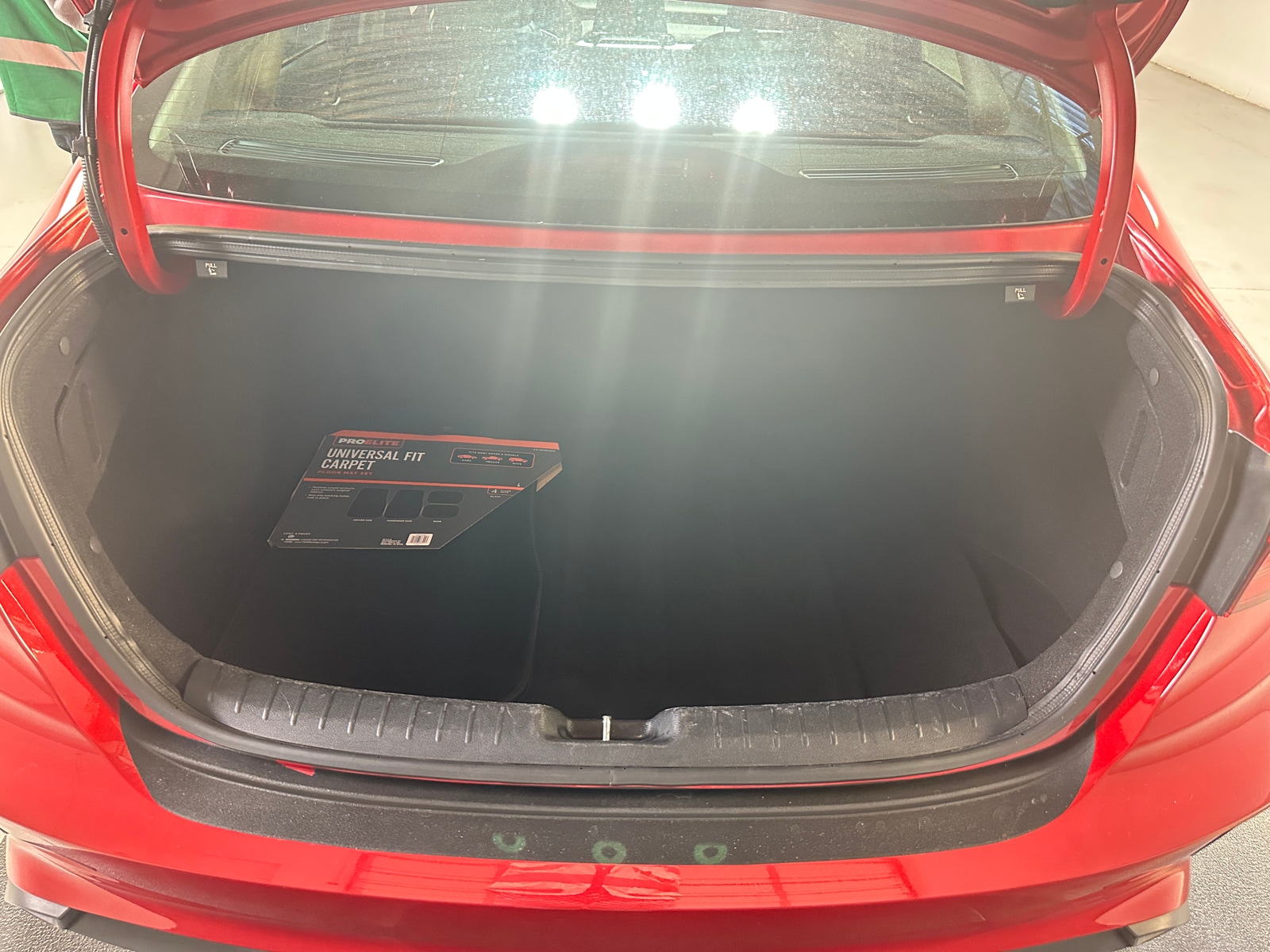 Thumbnail: 2024 Kia Forte - 7