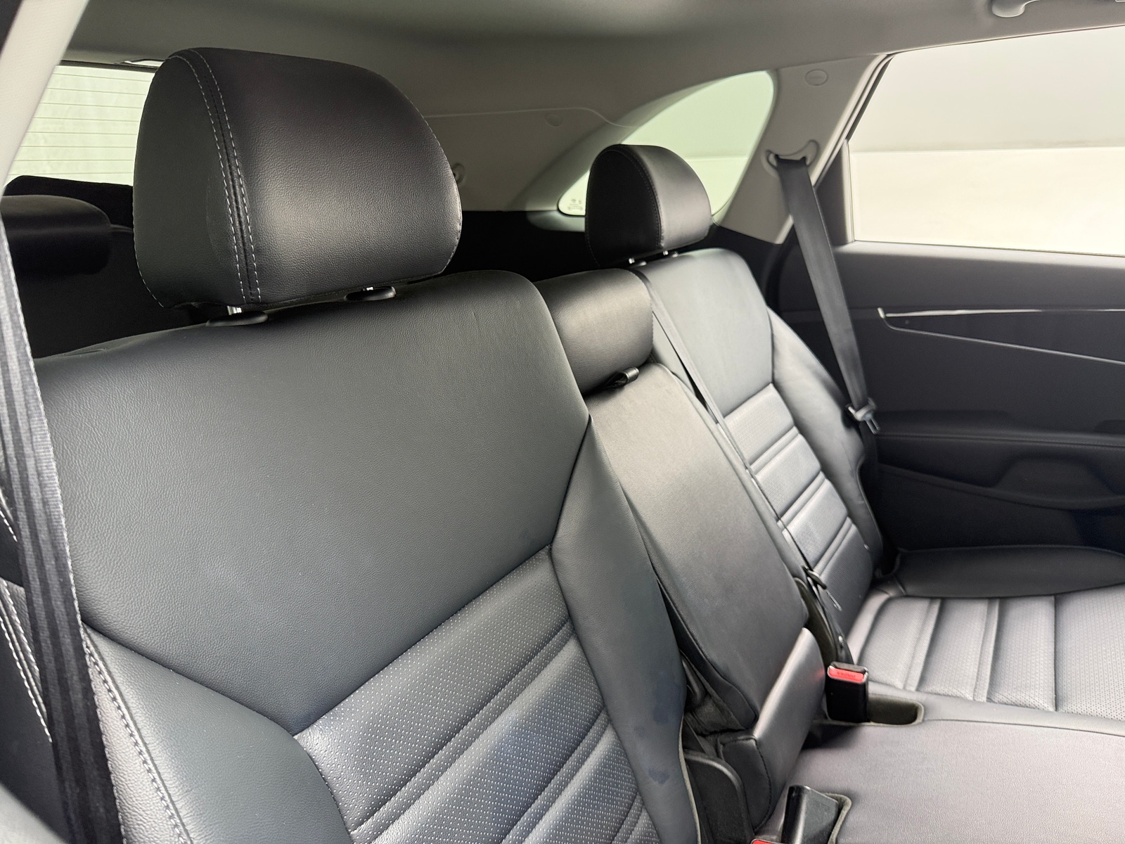 Thumbnail: 2020 Kia Sorento - 5