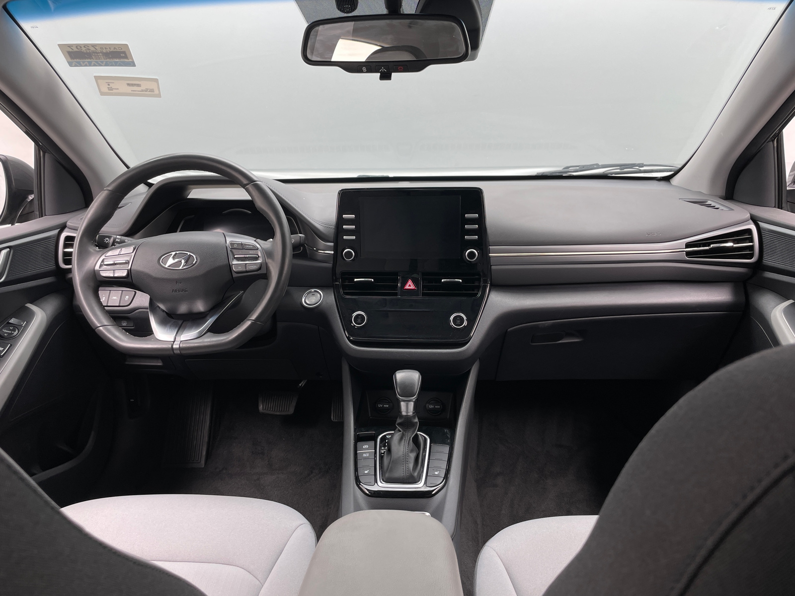 Thumbnail: 2022 Hyundai Ioniq - 3