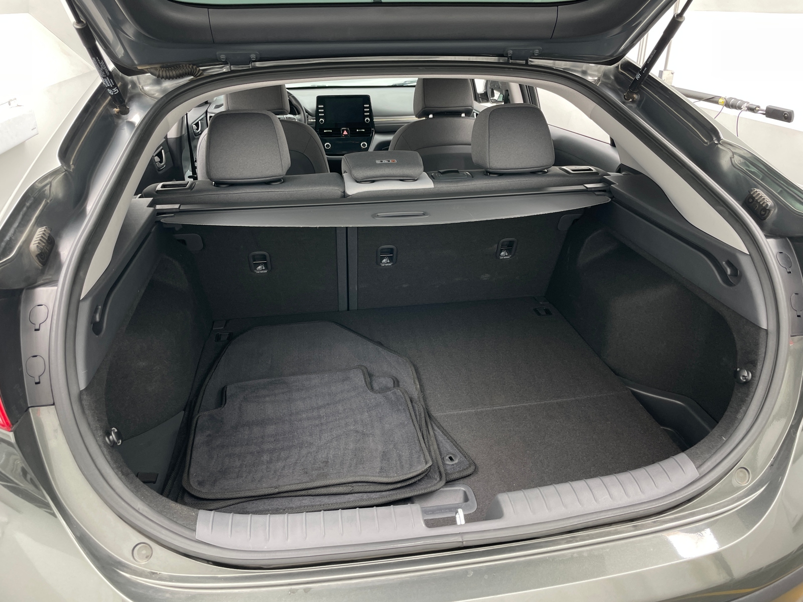 Thumbnail: 2022 Hyundai Ioniq - 7