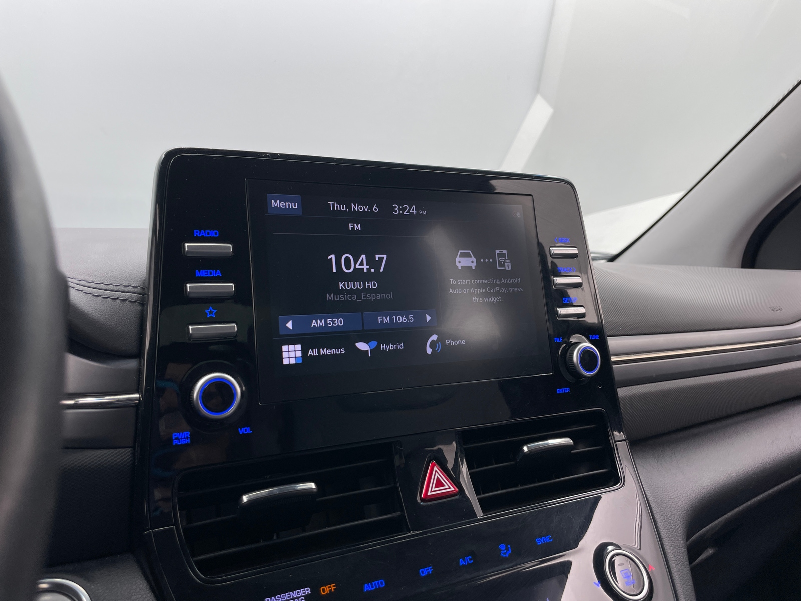 Thumbnail: 2022 Hyundai Ioniq - 4