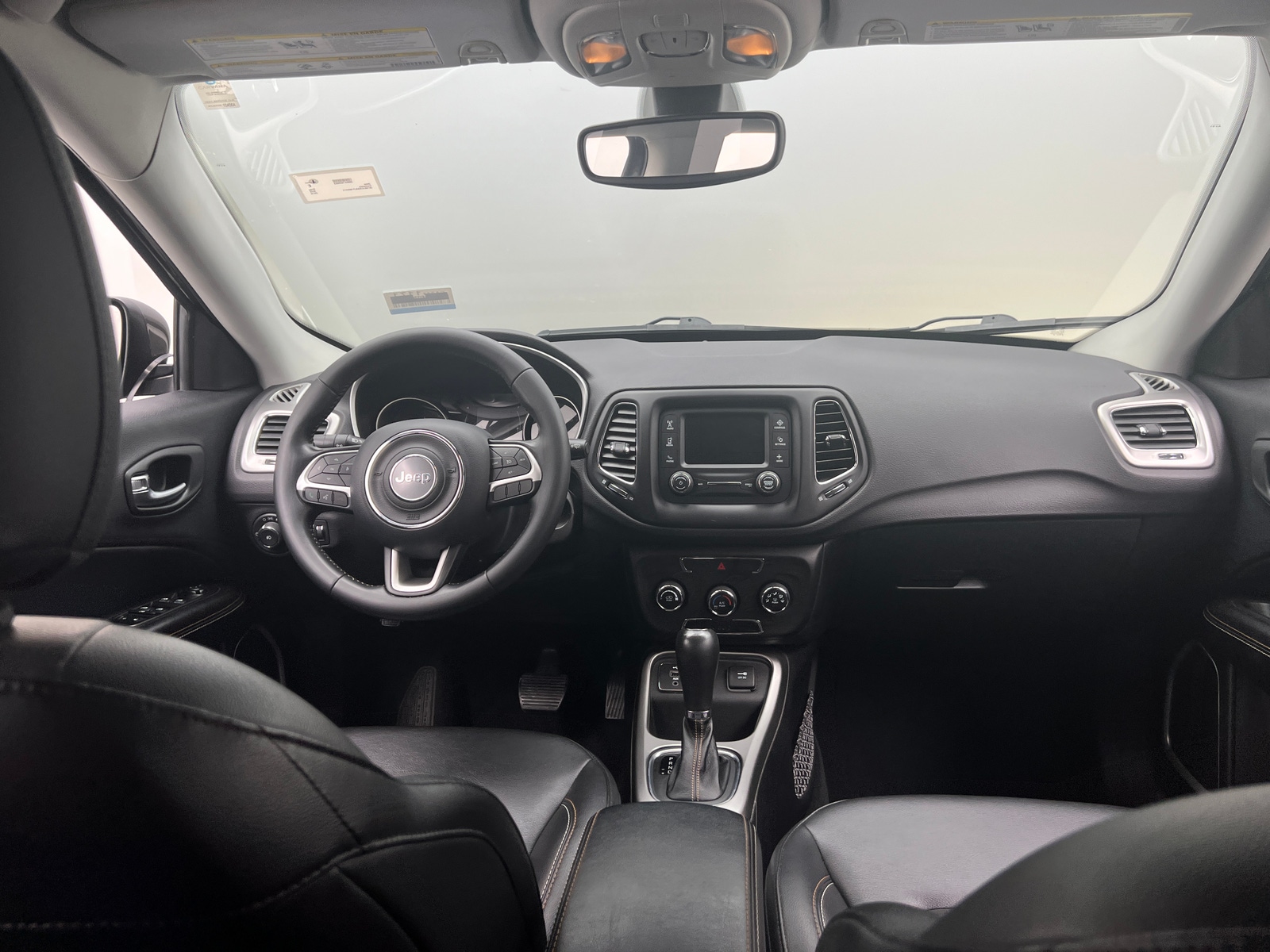 Thumbnail: 2018 Jeep Compass - 3