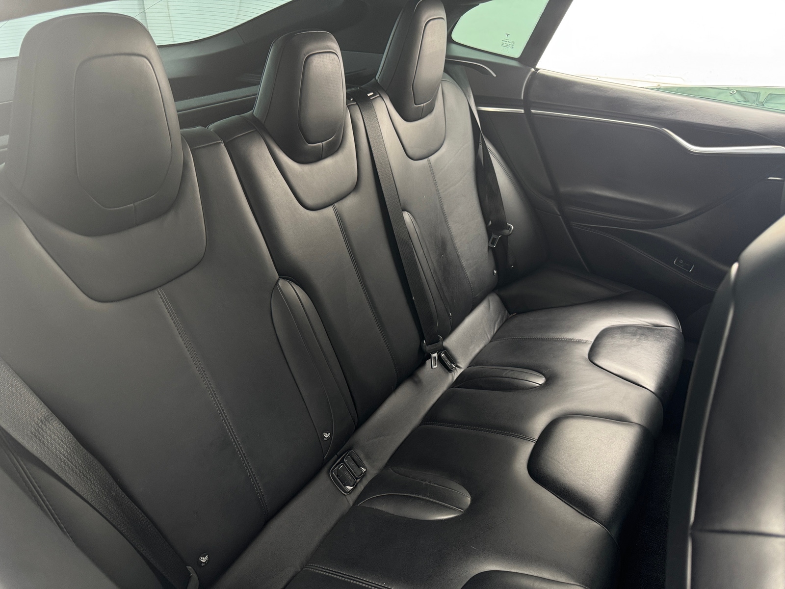 Thumbnail: 2017 Tesla Model S - 5