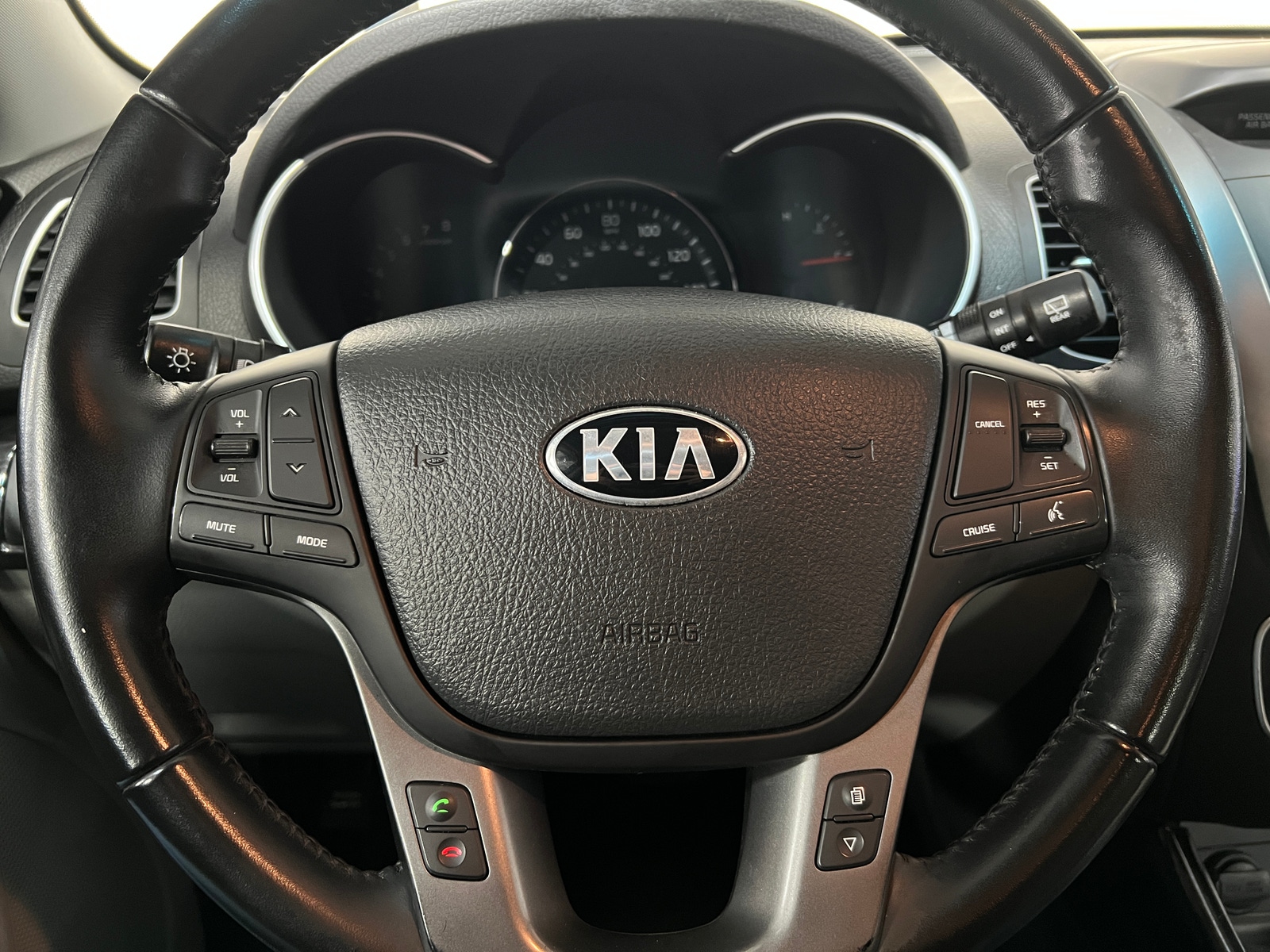 Thumbnail: 2015 Kia Sorento - 5