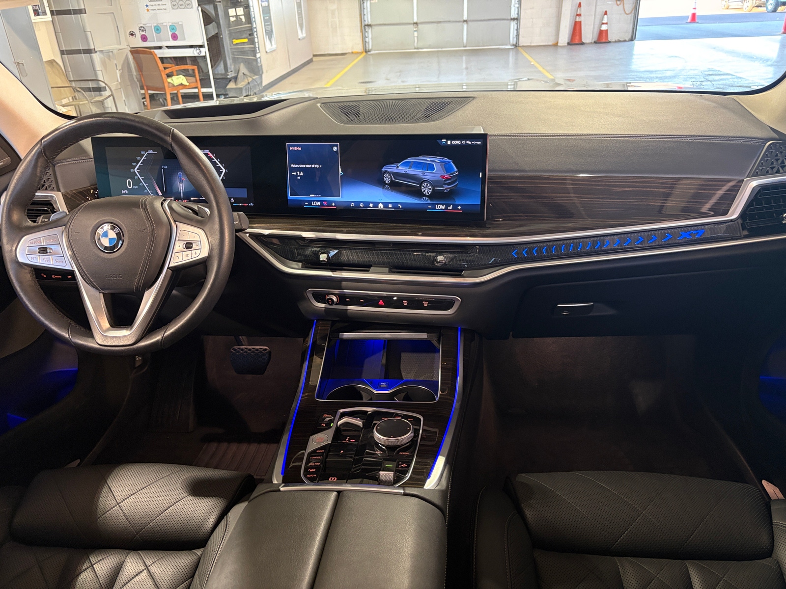 Thumbnail: 2024 BMW X7 - 2