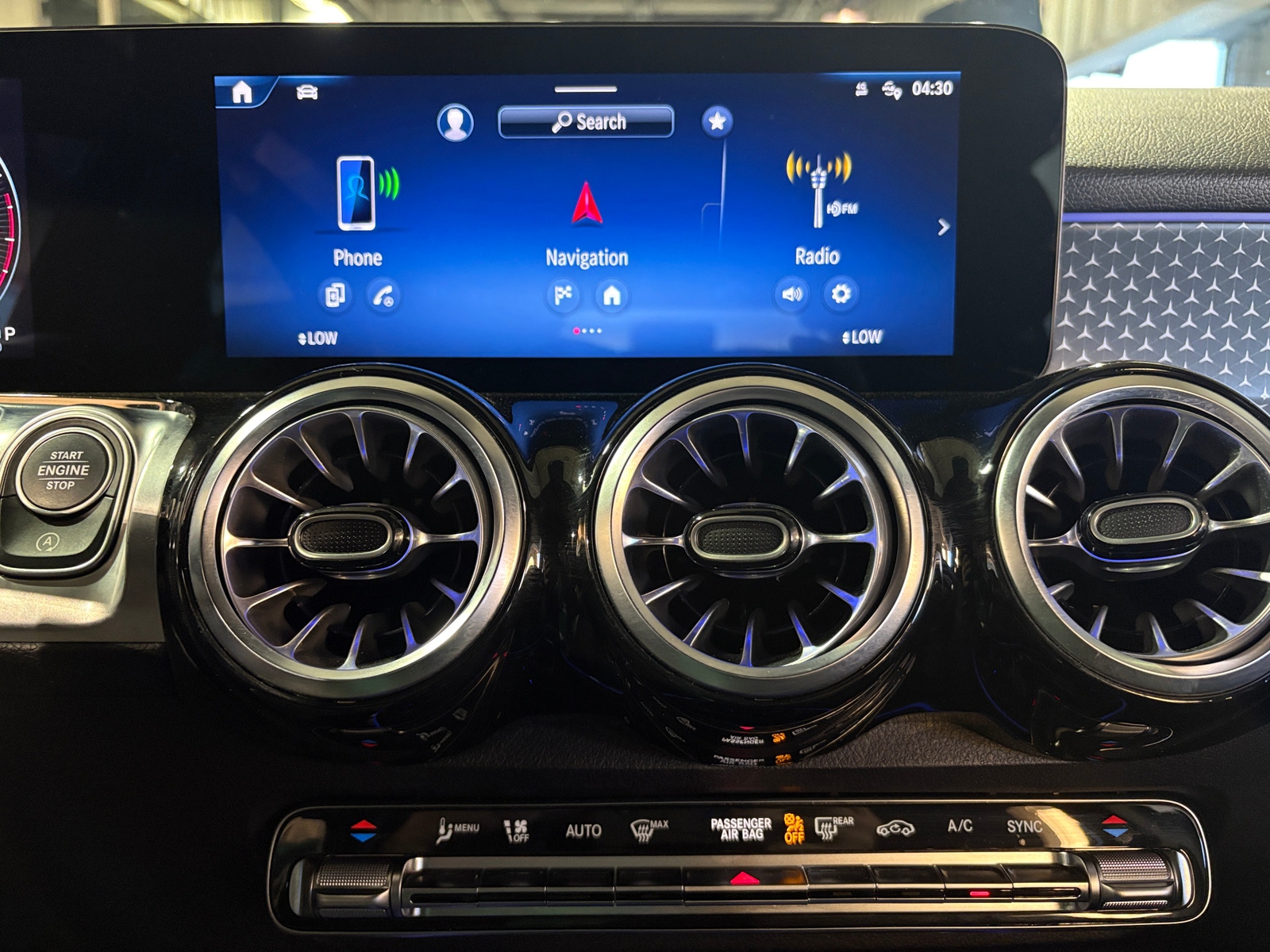 Thumbnail: 2025 Mercedes-Benz GLB - 3