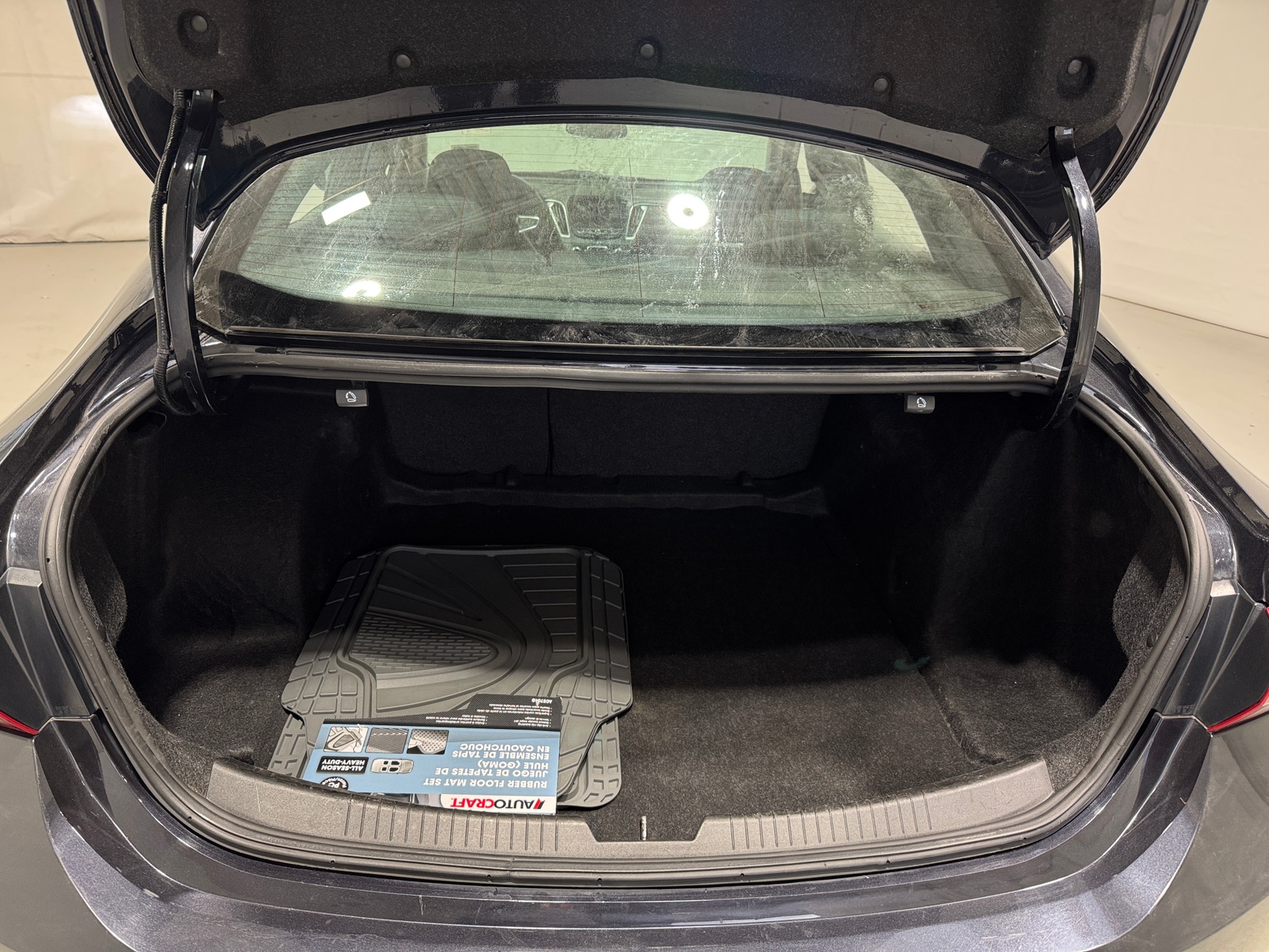 Thumbnail: 2022 Chevrolet Malibu - 7