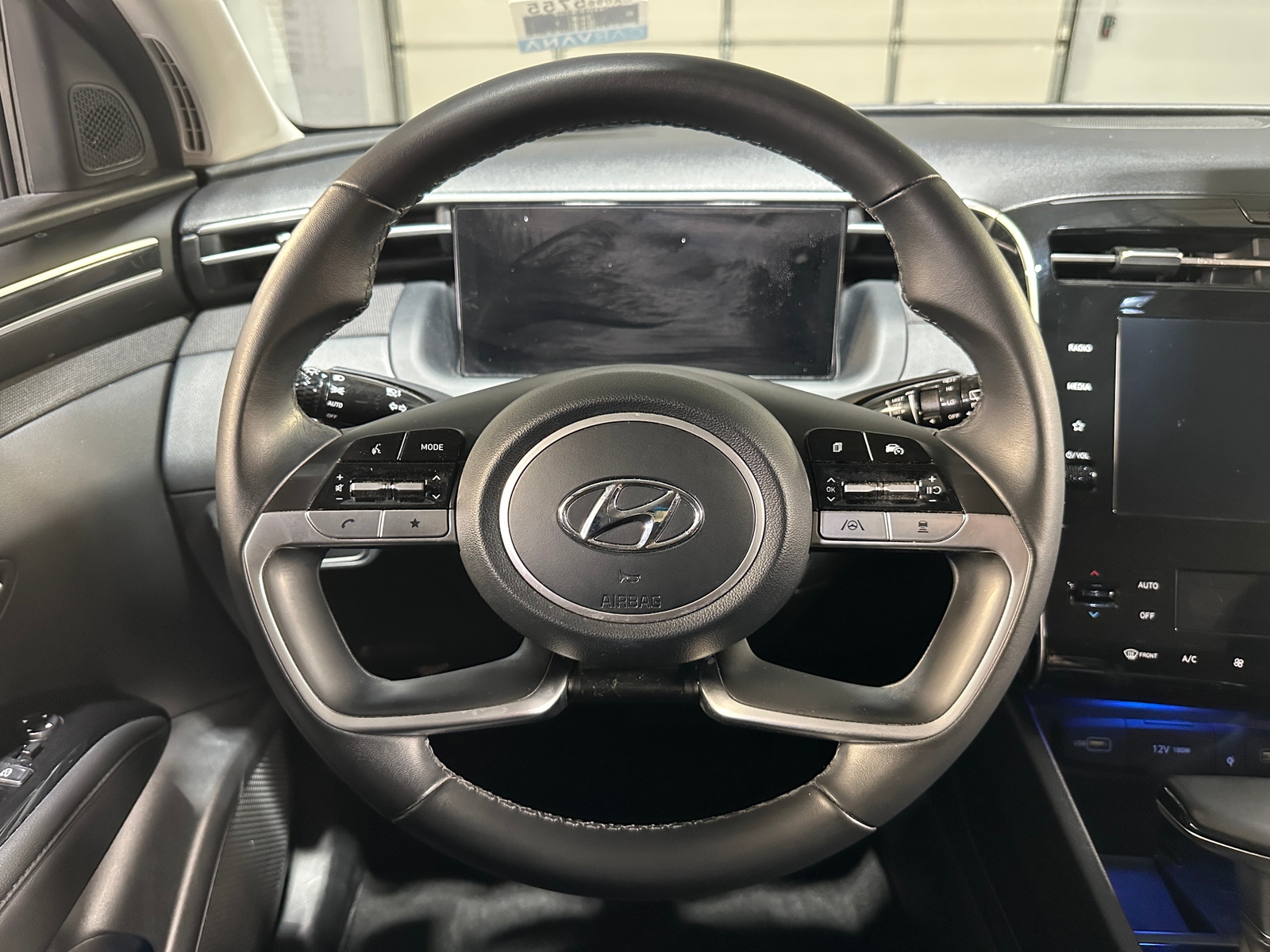 Thumbnail: 2022 Hyundai Tucson - 5