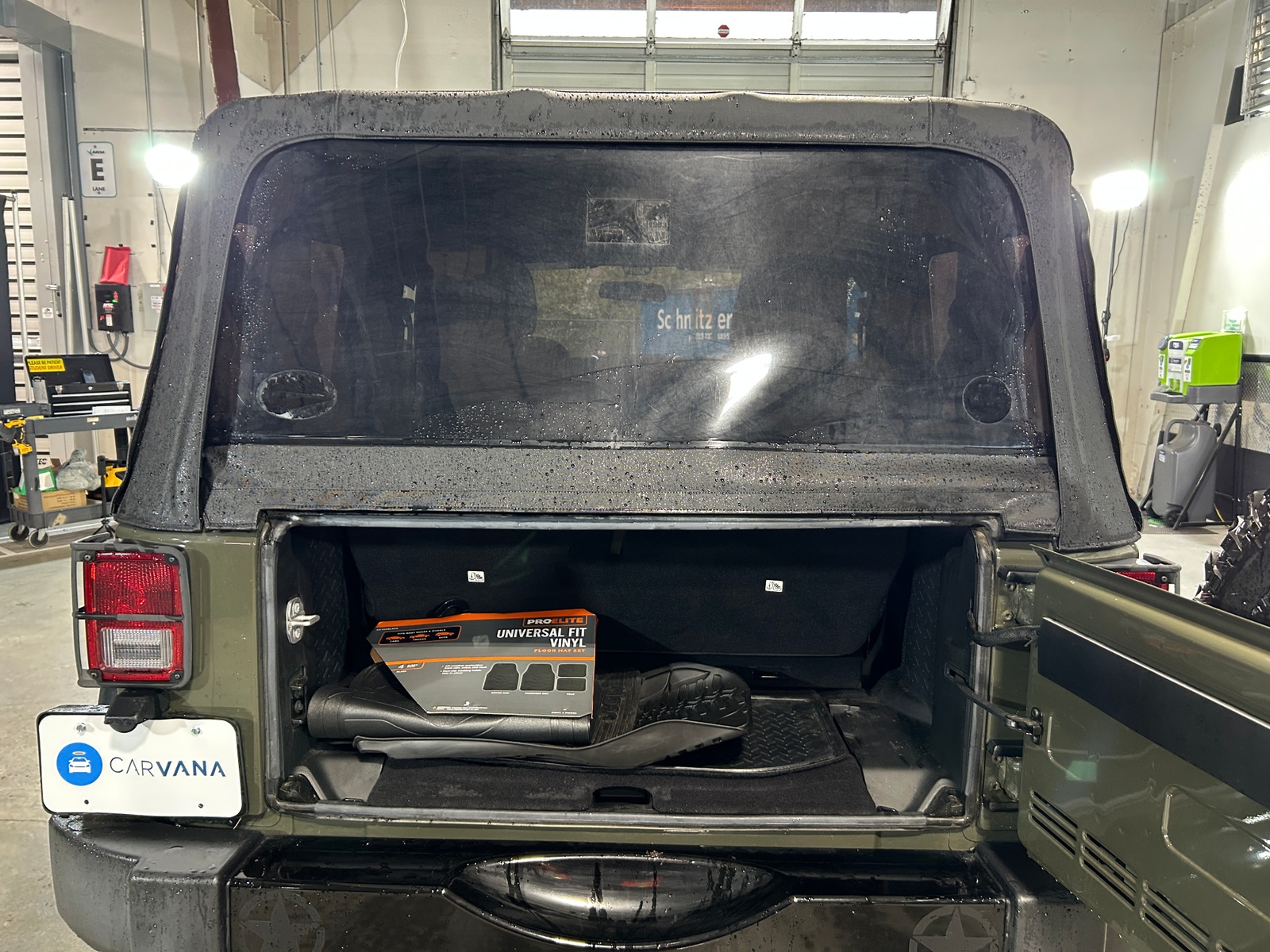 Thumbnail: 2015 Jeep Wrangler - 7