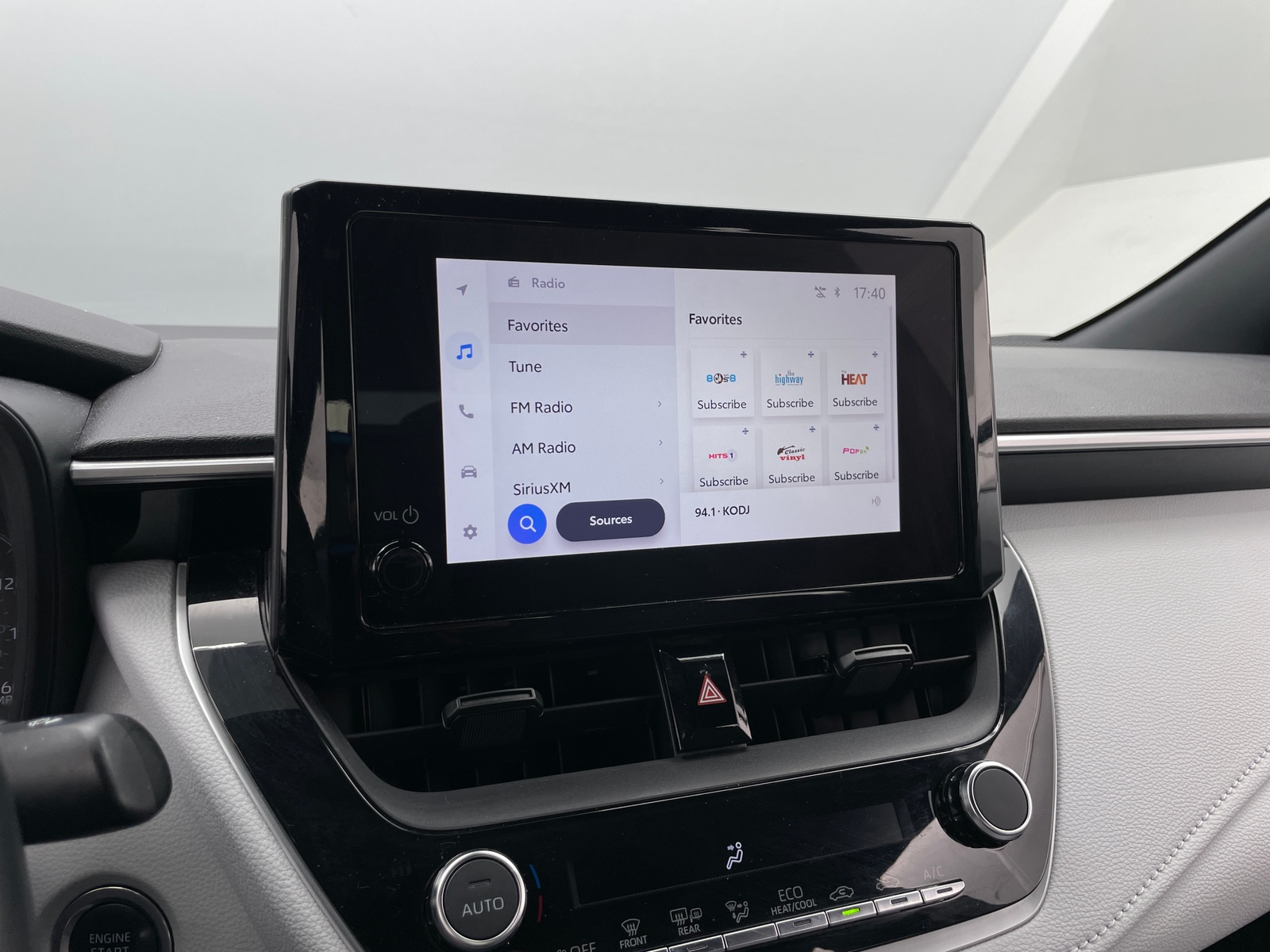 Thumbnail: 2023 Toyota Corolla - 4