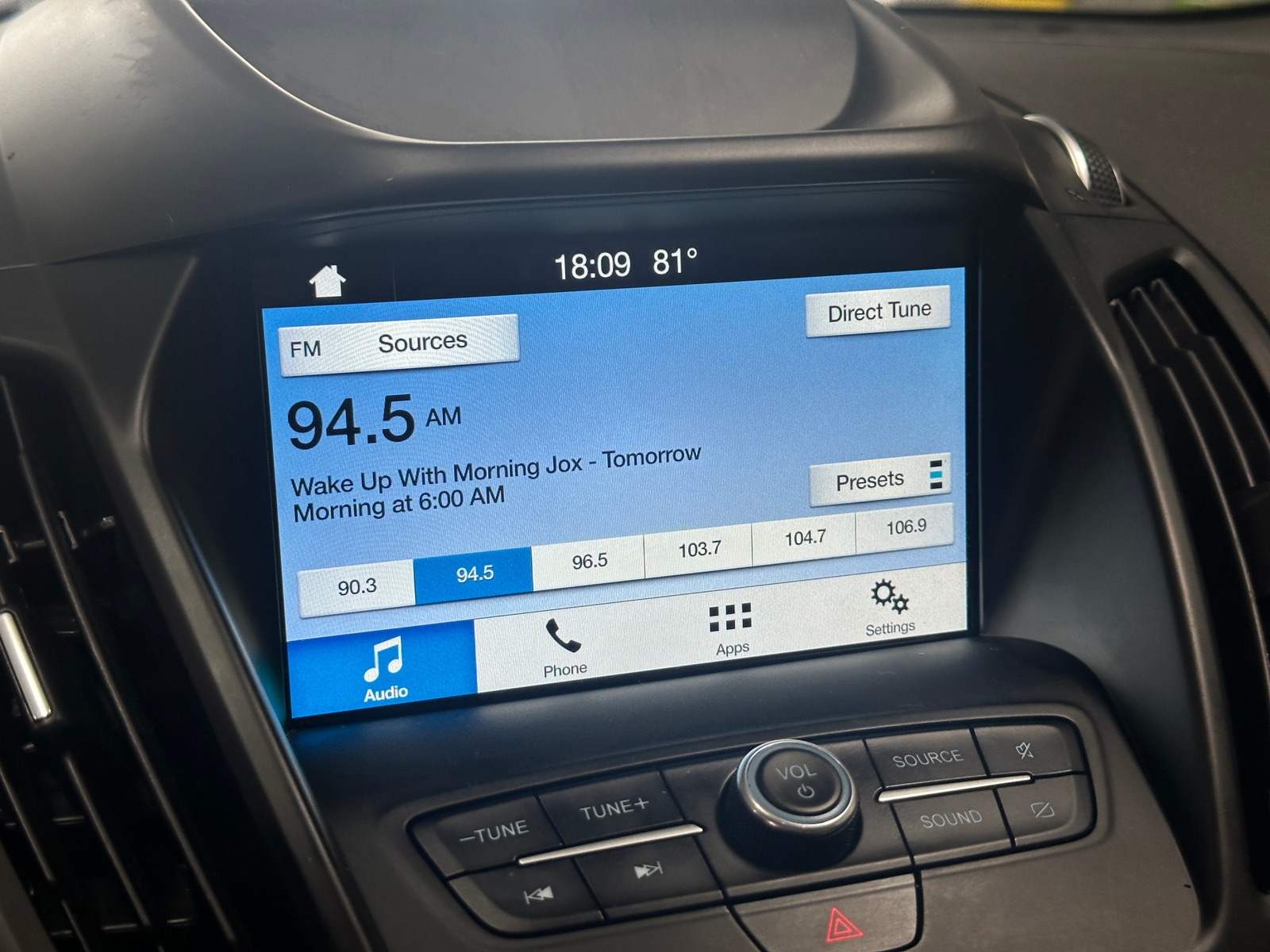 Thumbnail: 2019 Ford Escape - 3