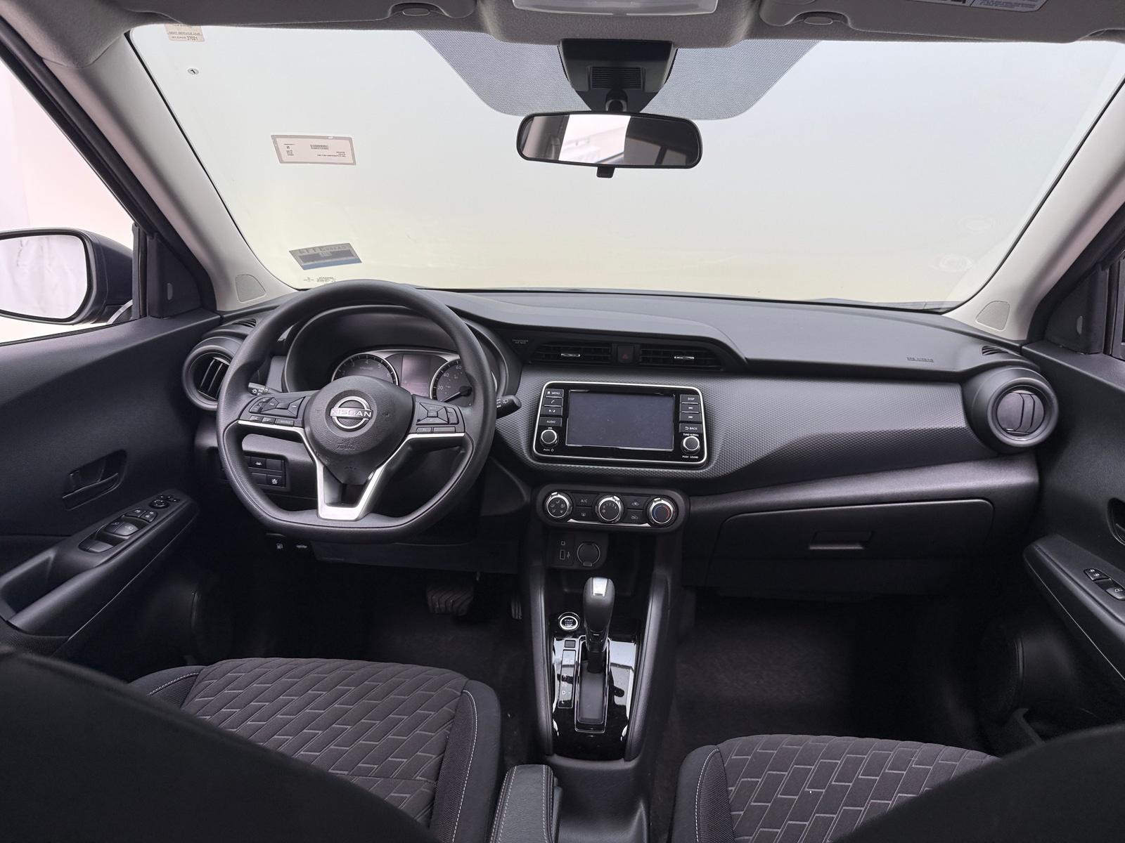 Thumbnail: 2022 Nissan Kicks - 3