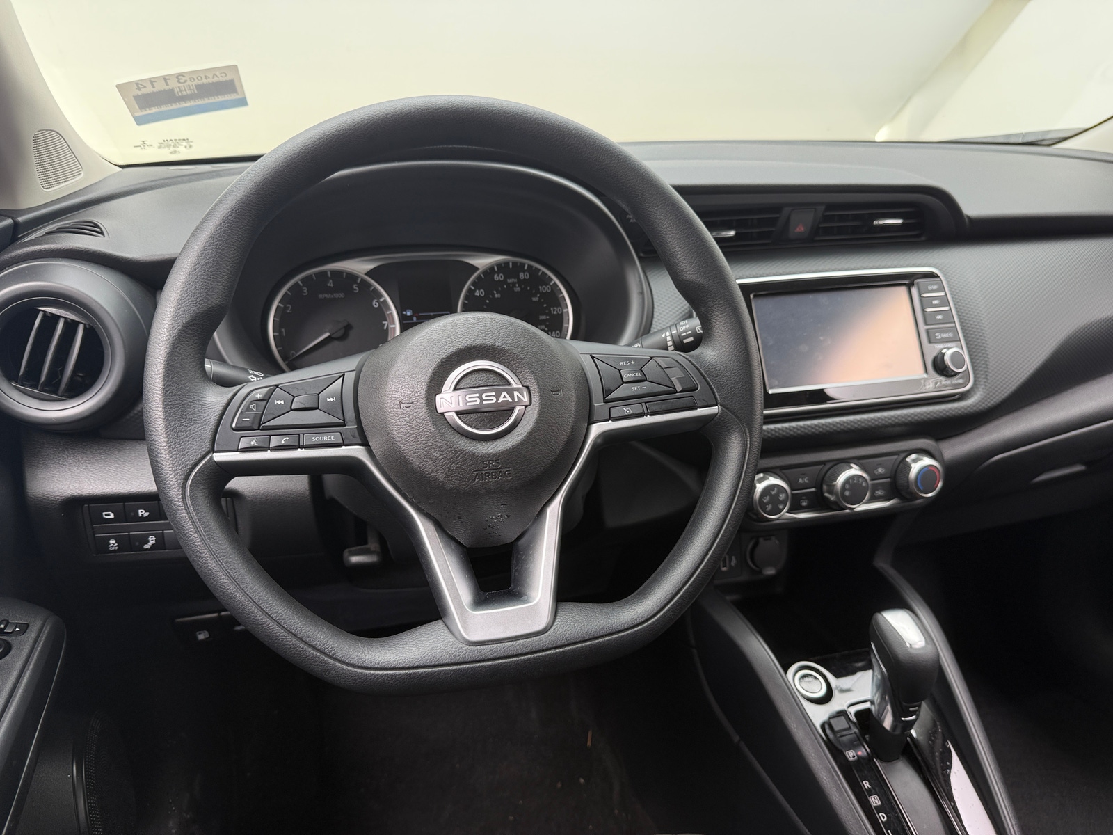 Thumbnail: 2022 Nissan Kicks - 5