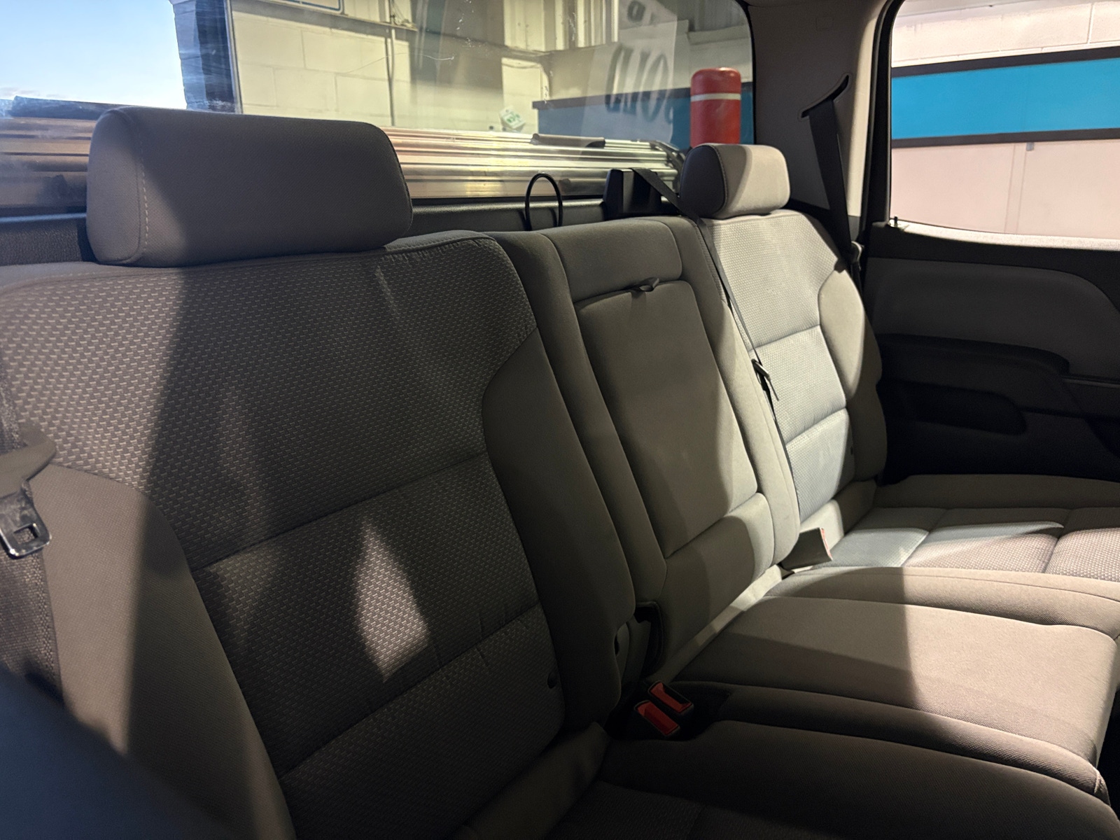 Thumbnail: 2018 Chevrolet Silverado 1500 - 6