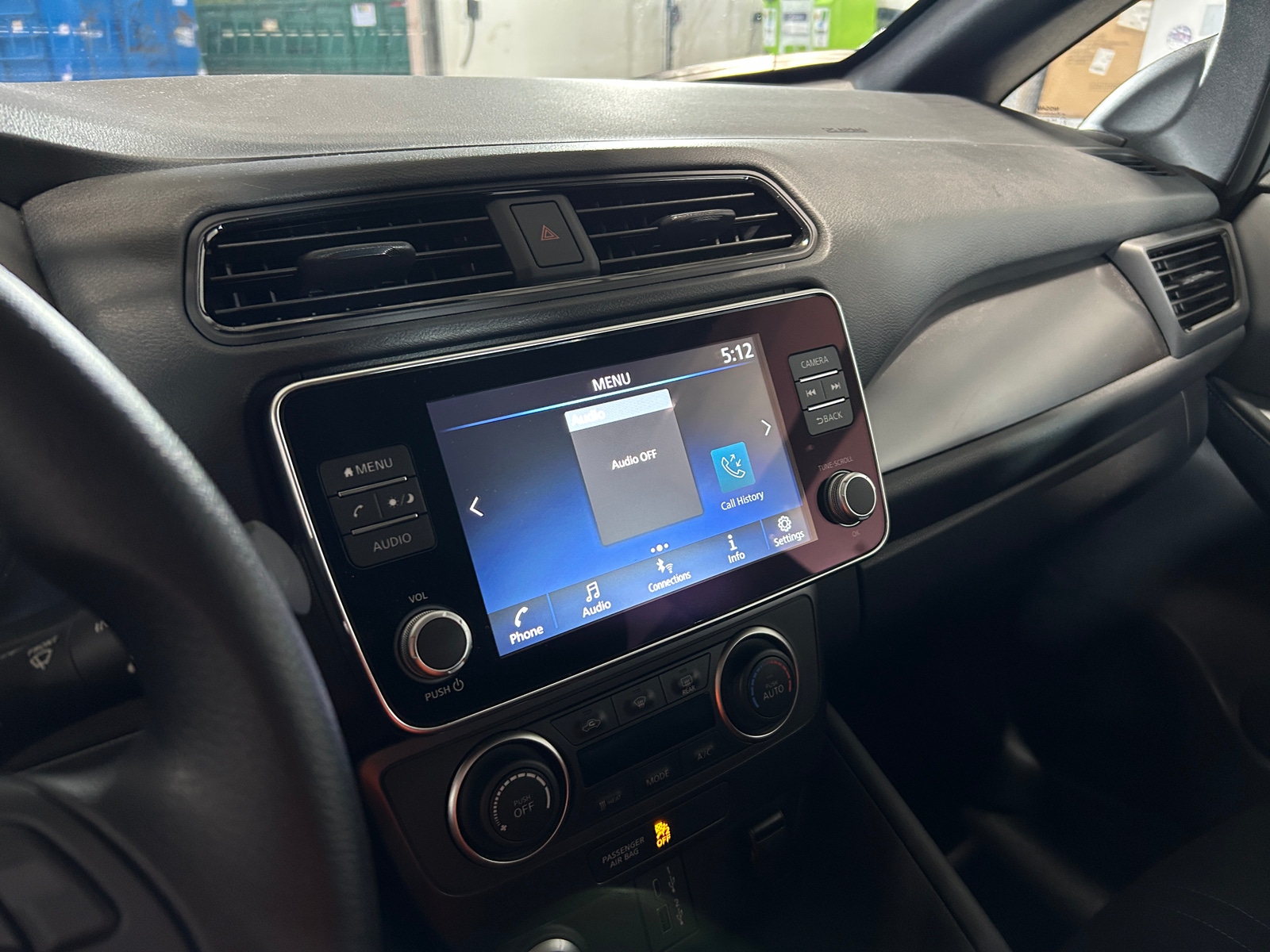 Thumbnail: 2023 Nissan Leaf - 4