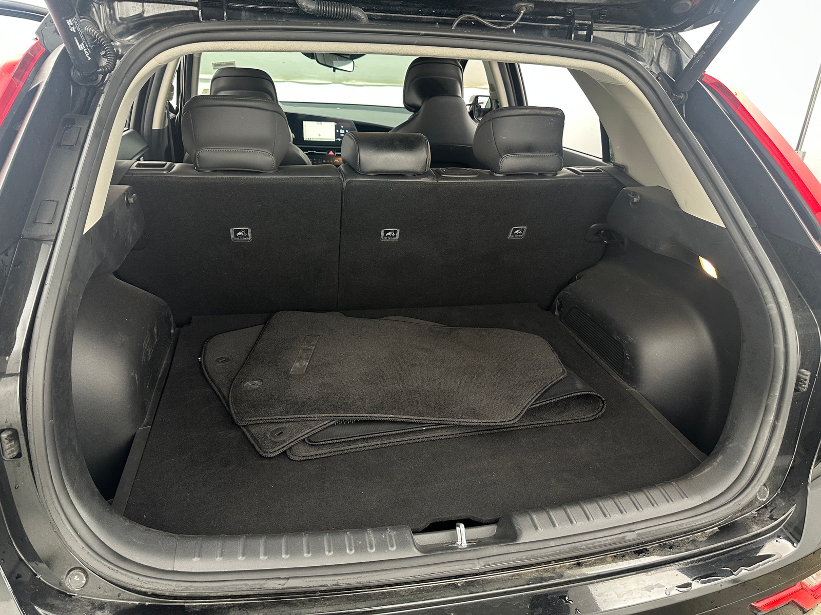 Thumbnail: 2024 Kia Niro - 6