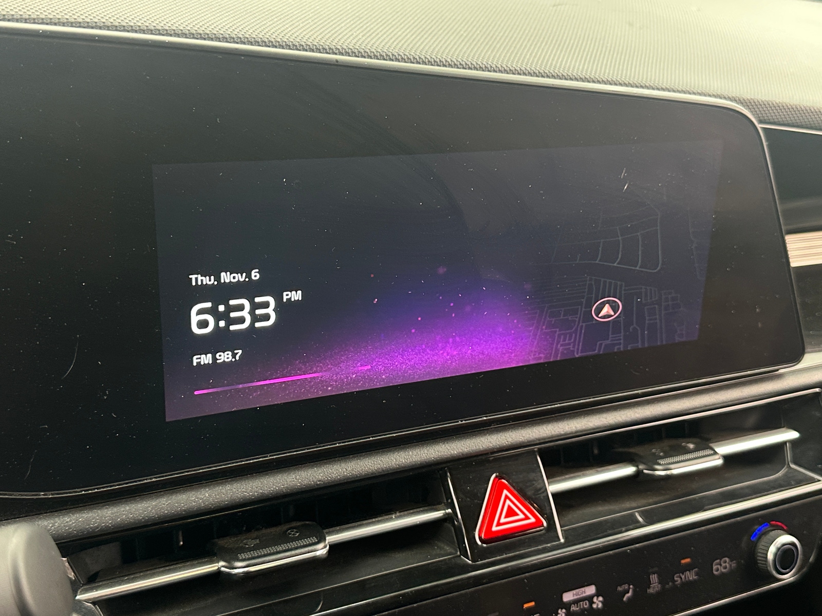 Thumbnail: 2024 Kia Niro - 3