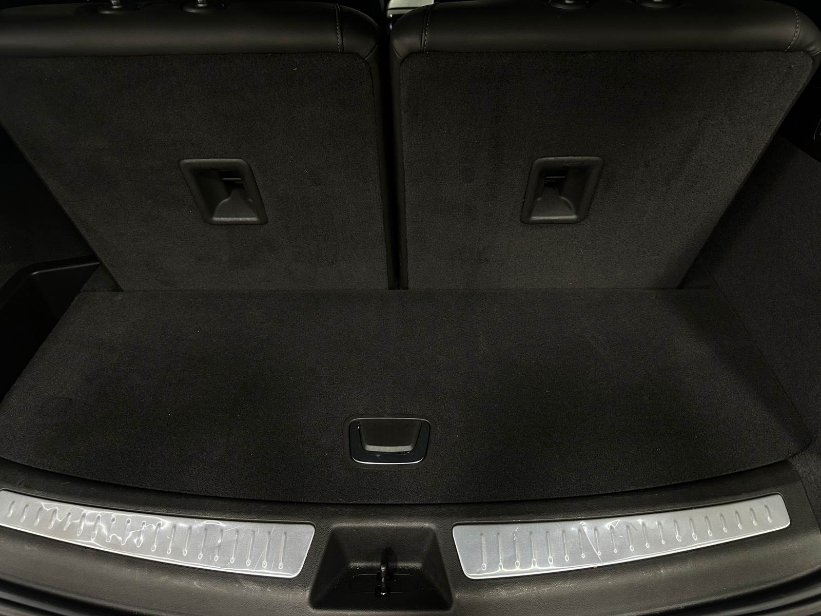 Thumbnail: 2025 Cadillac XT6 - 6